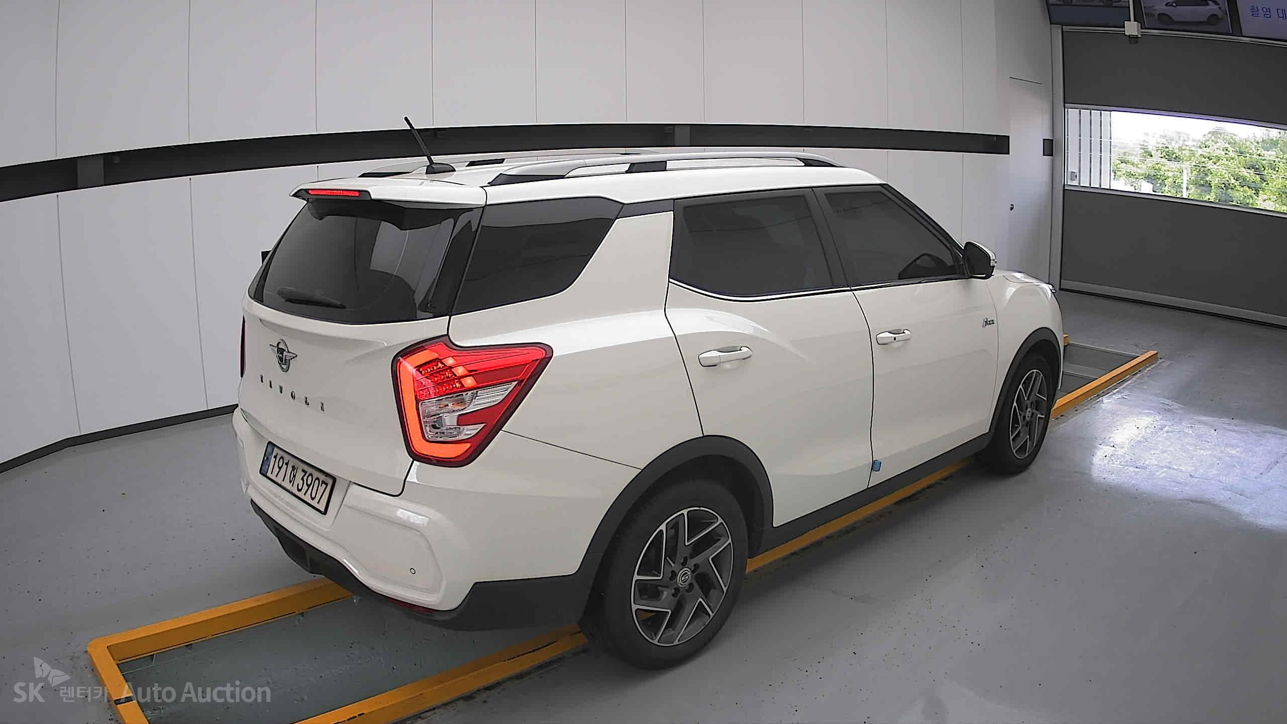 Kg Mobility (Ssangyong) Tivoli 2022 — صورة 17