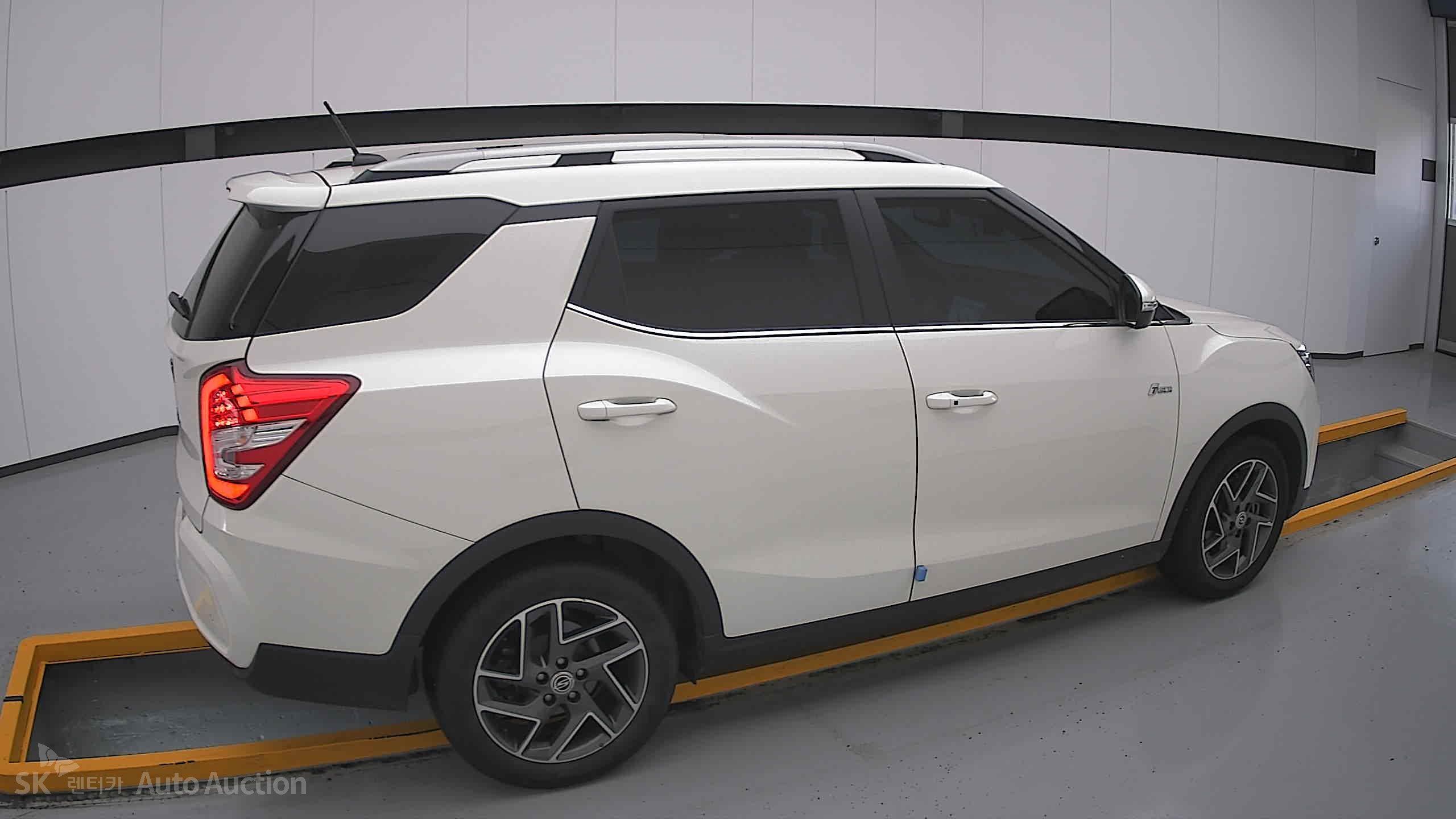 Kg Mobility (Ssangyong) Tivoli 2022 — صورة 18