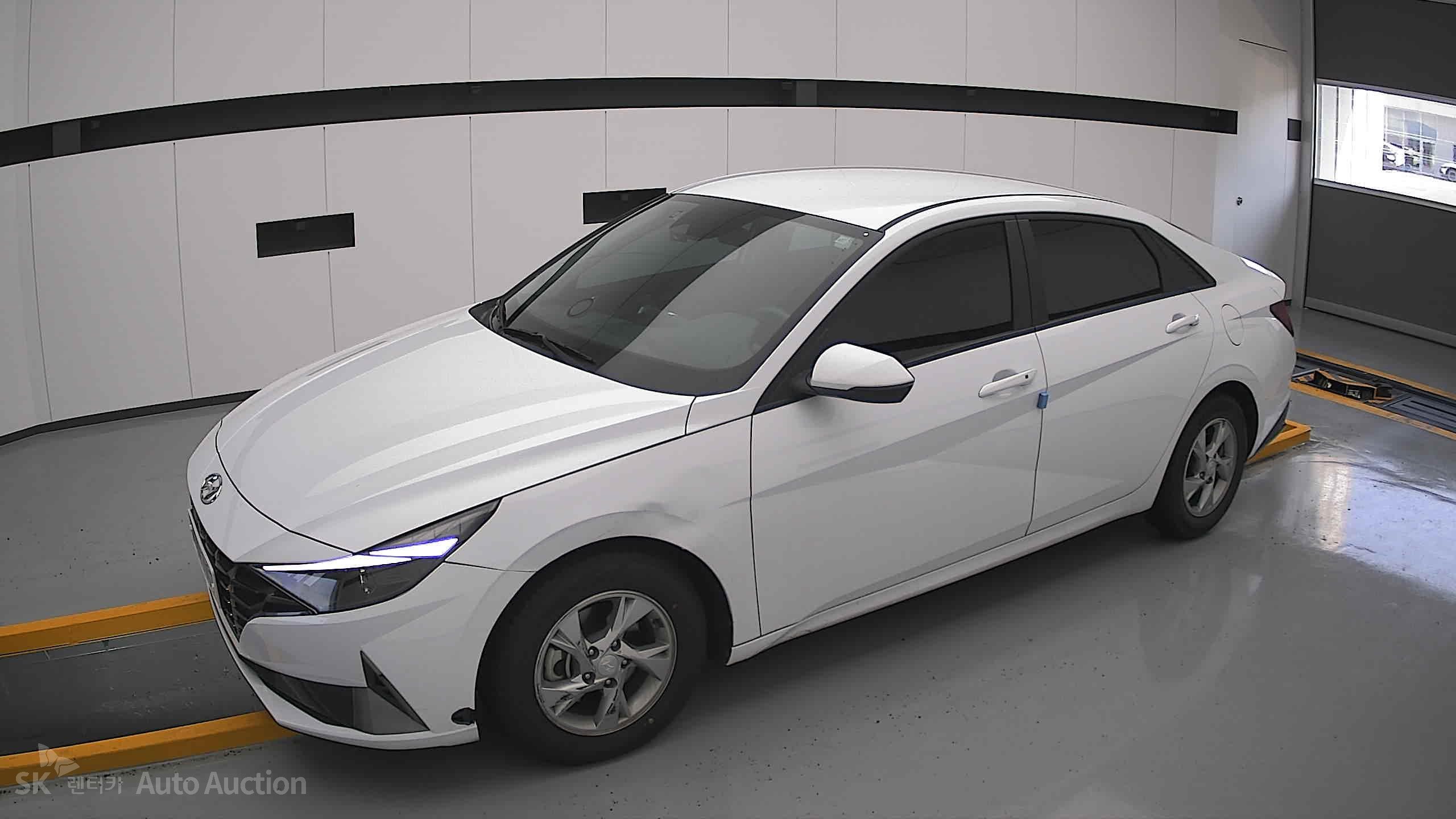 2022 - hyundai avante