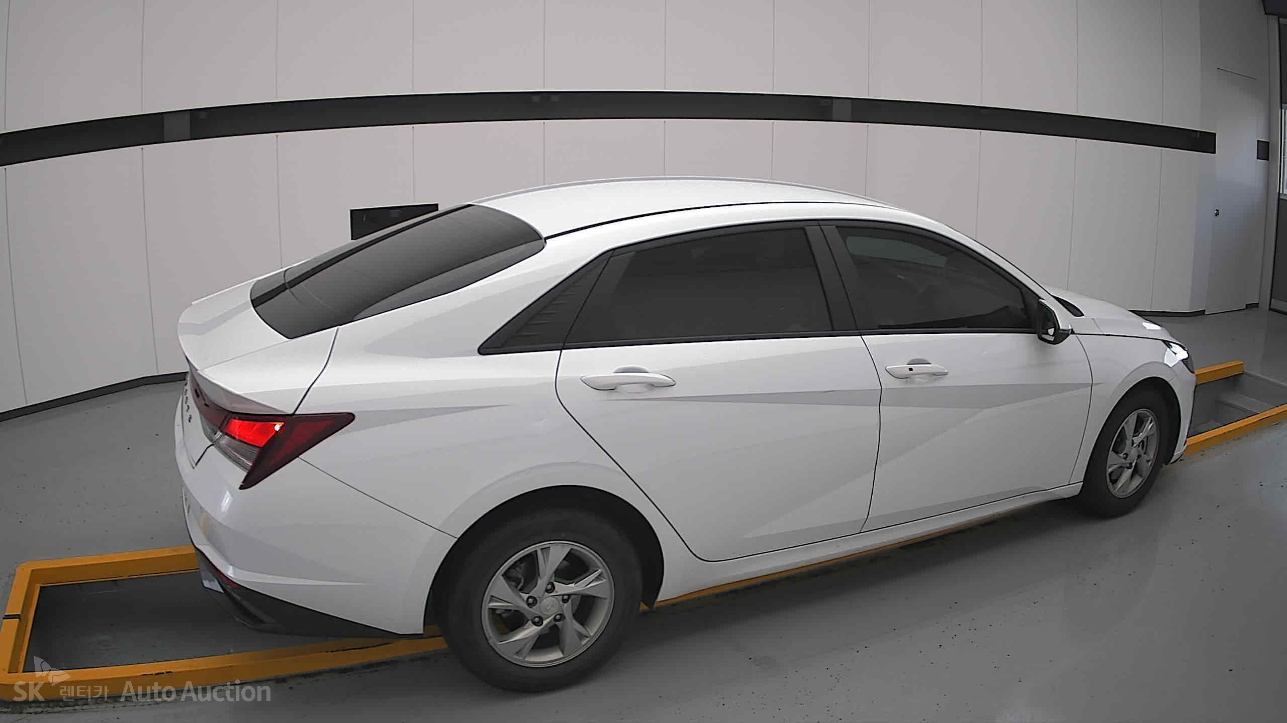 2022 - hyundai avante