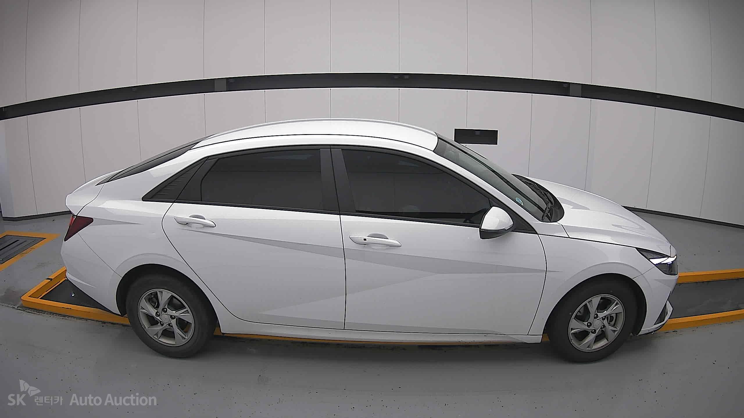 2022 - hyundai avante