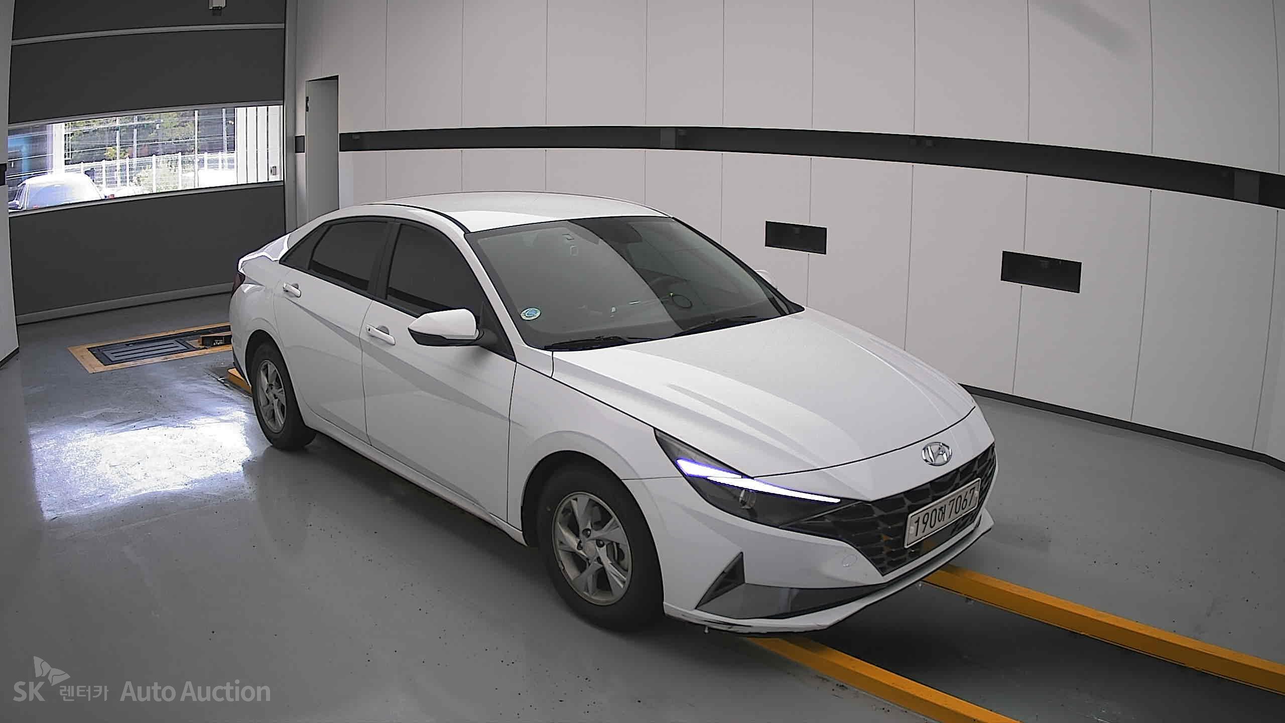 2022 - hyundai avante