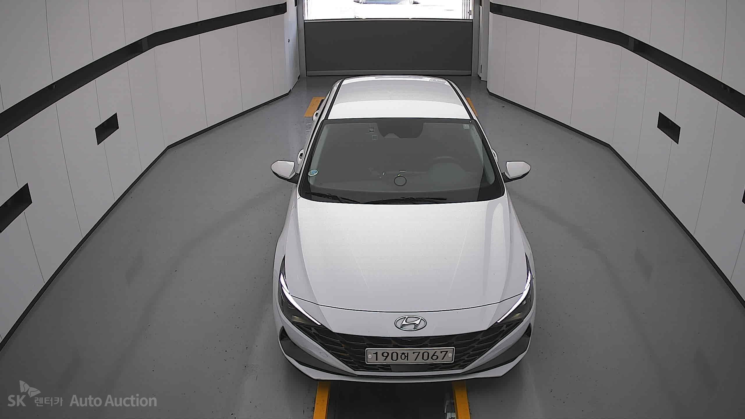 2022 - hyundai avante