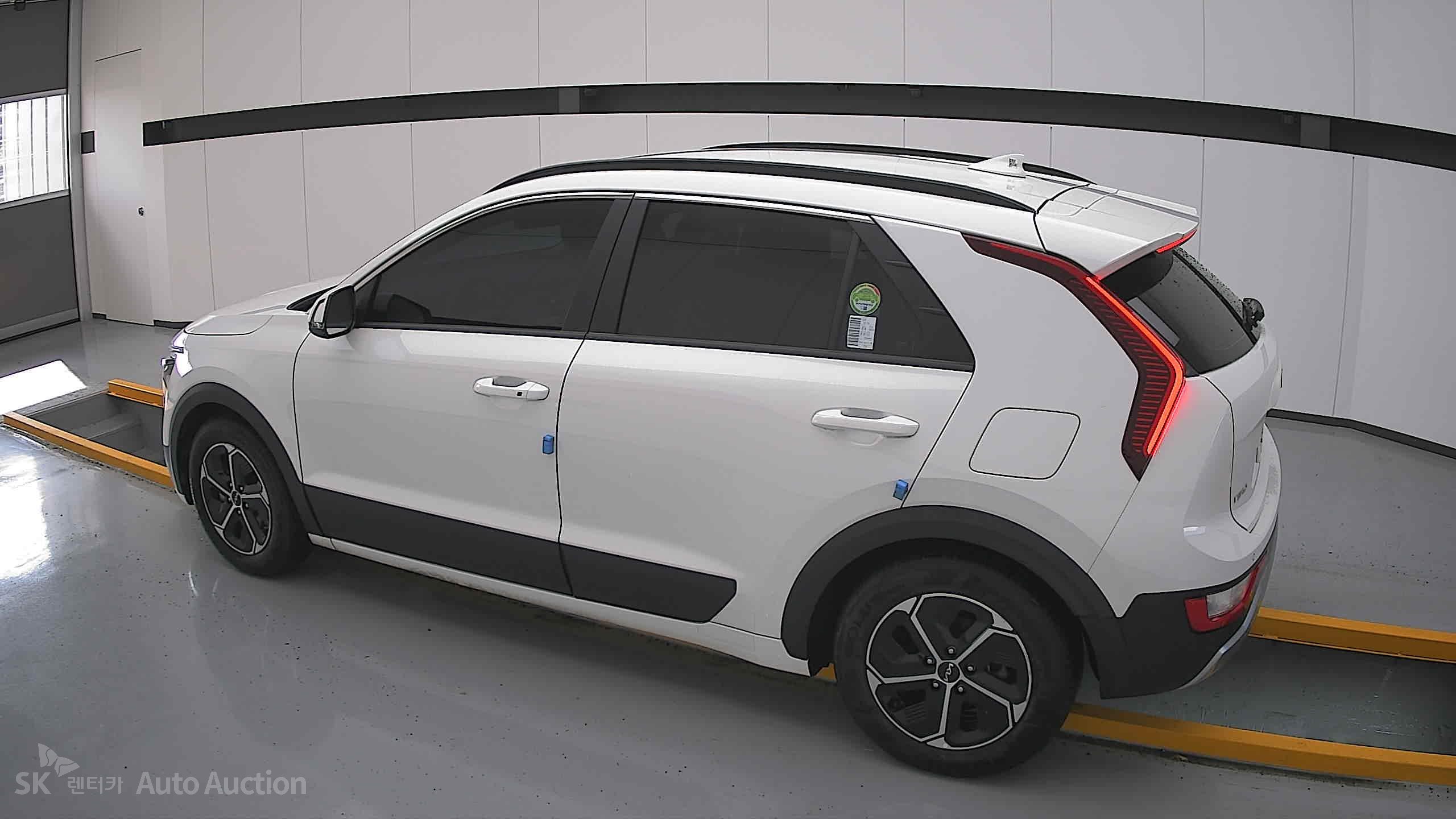 كيا All-New Niro 2022 — صورة 14
