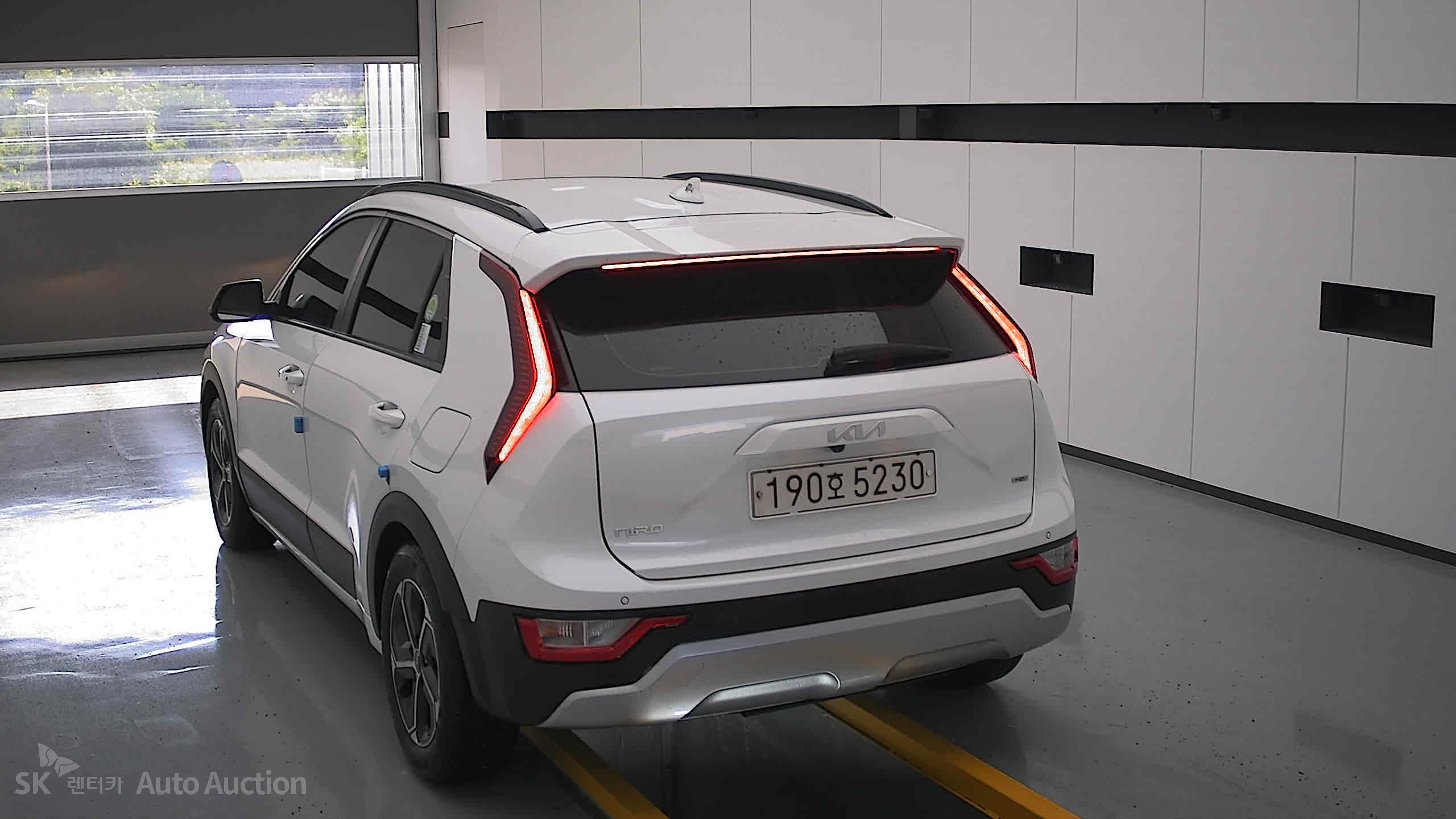 كيا All-New Niro 2022 — صورة 15