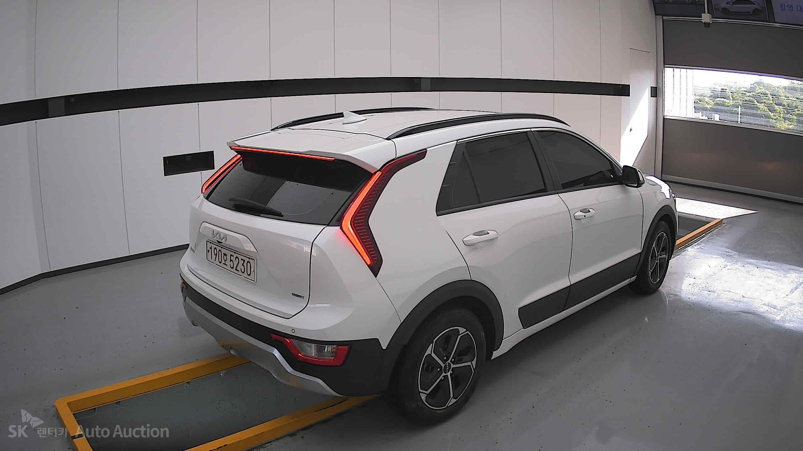 كيا All-New Niro 2022 — صورة 17