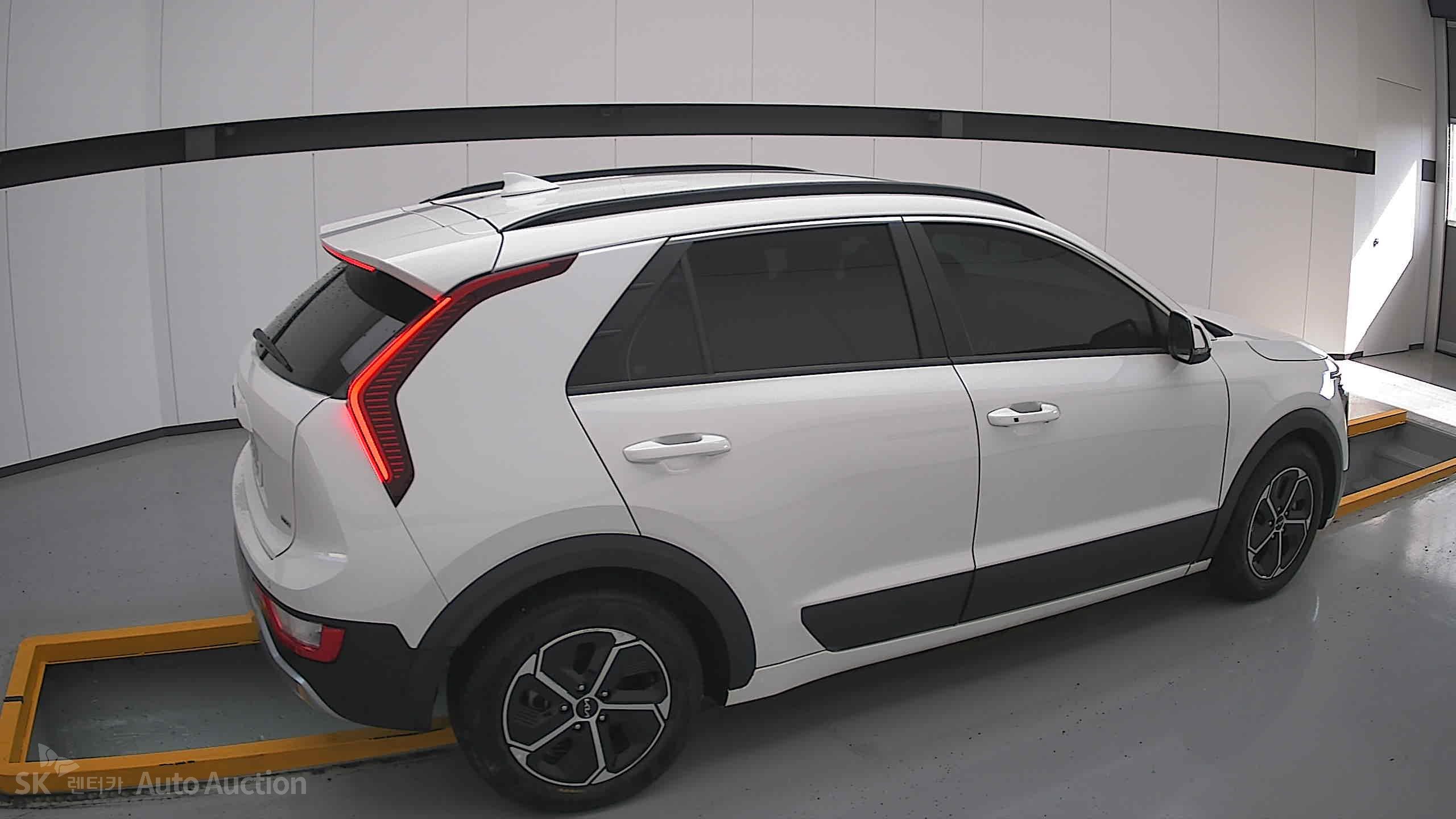 كيا All-New Niro 2022 — صورة 18