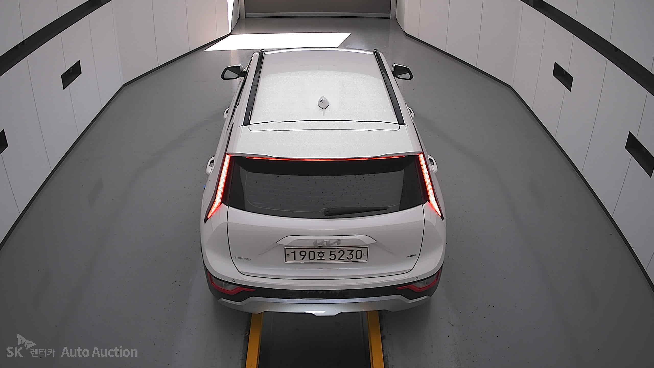 كيا All-New Niro 2022 — صورة 23