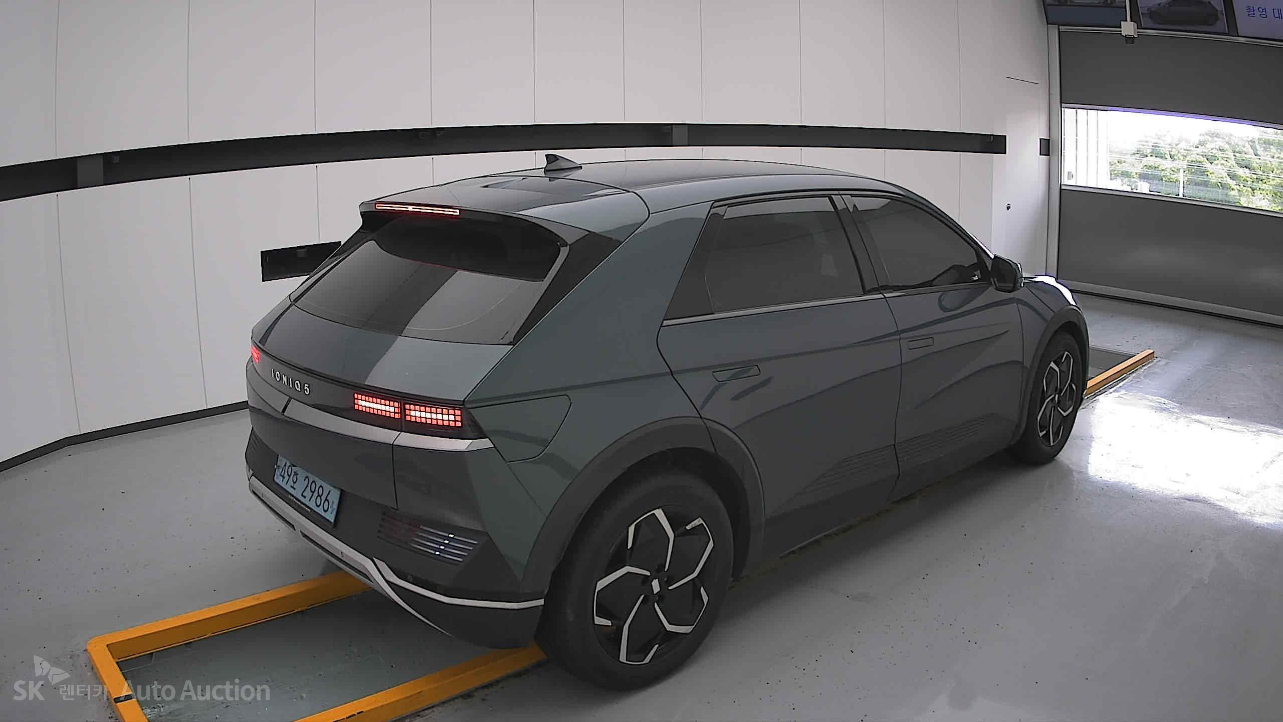 2022 - hyundai ioniq