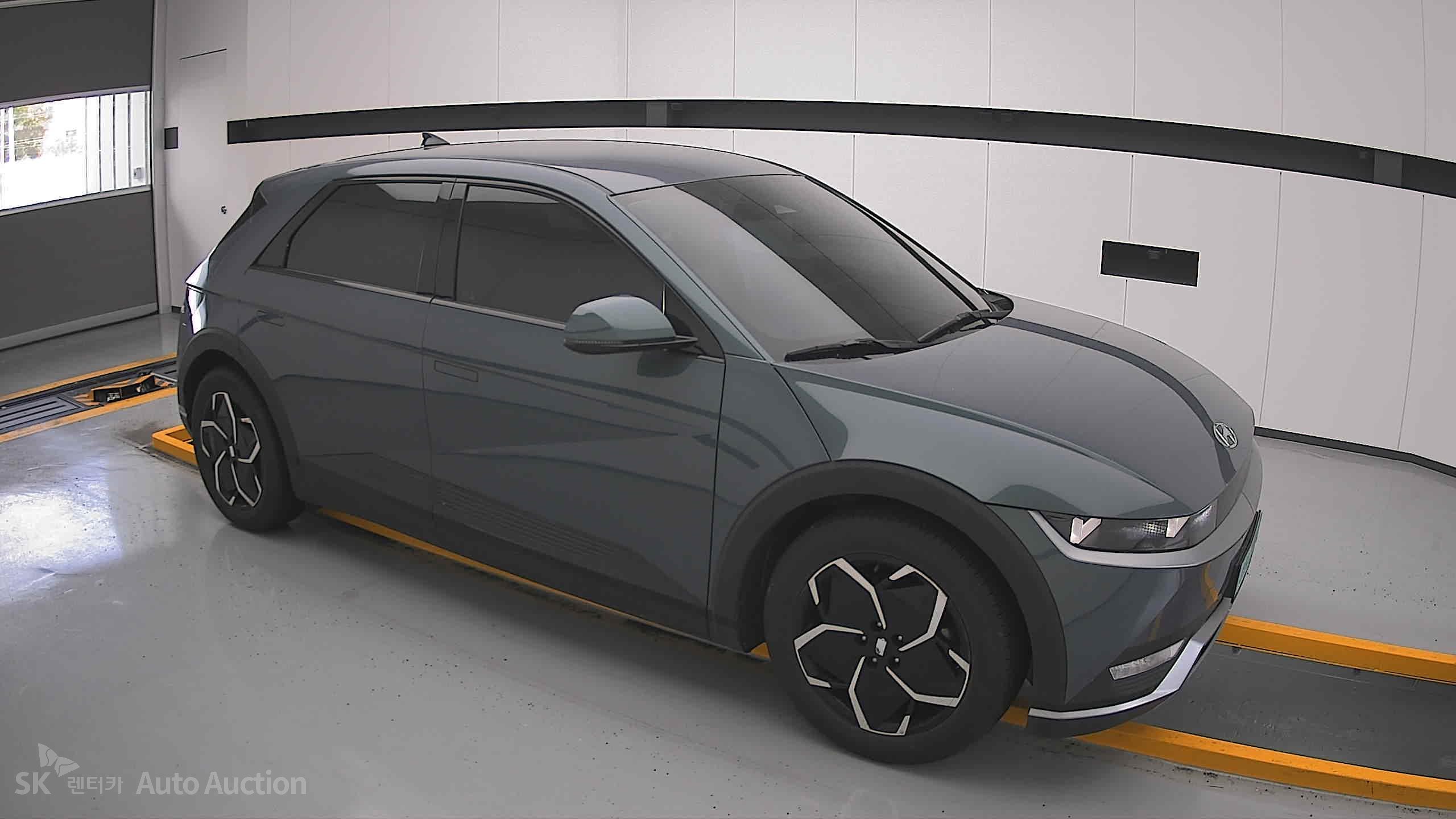 2022 - hyundai ioniq