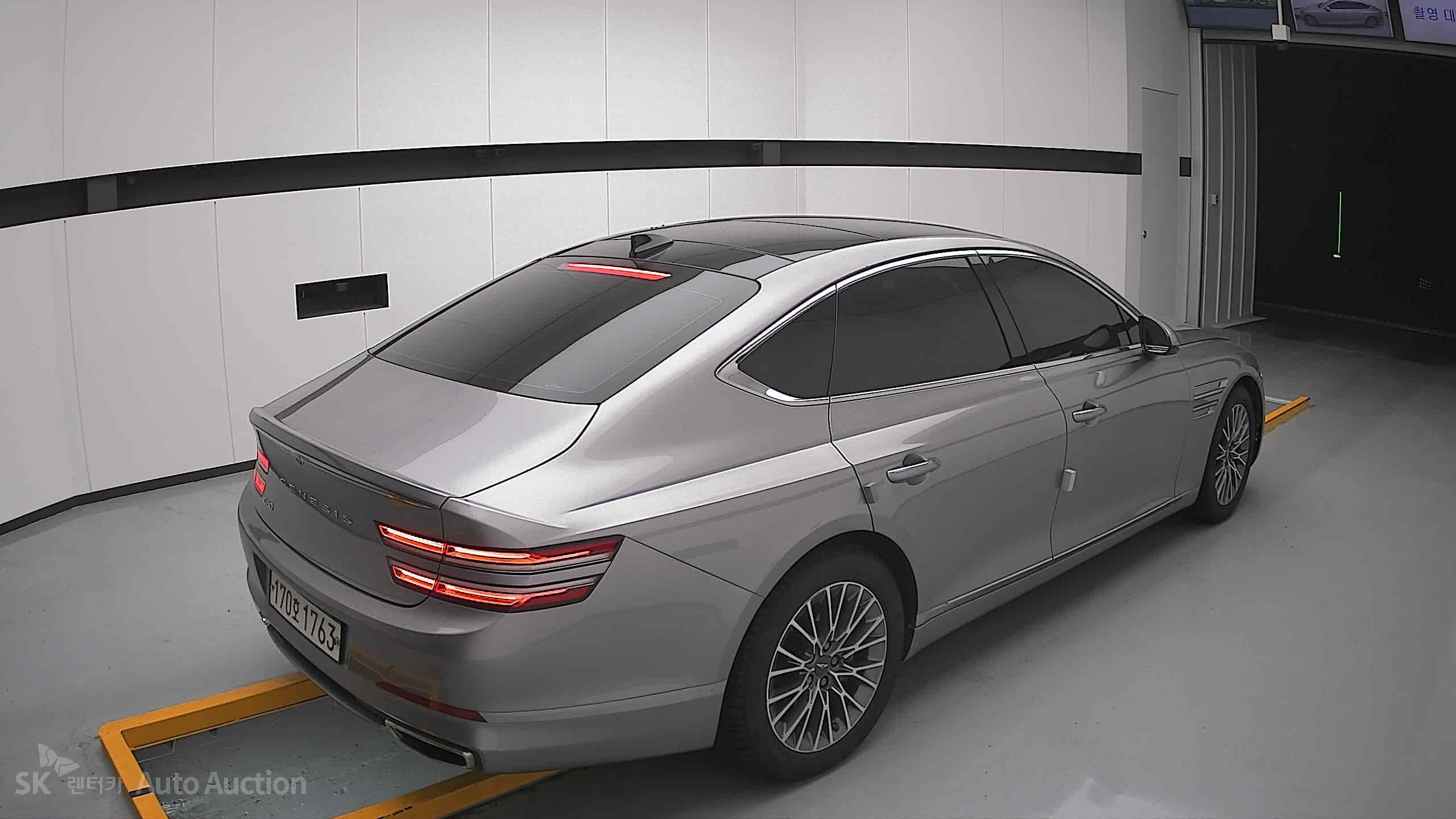 جينيسيس G80 2022 — صورة 17