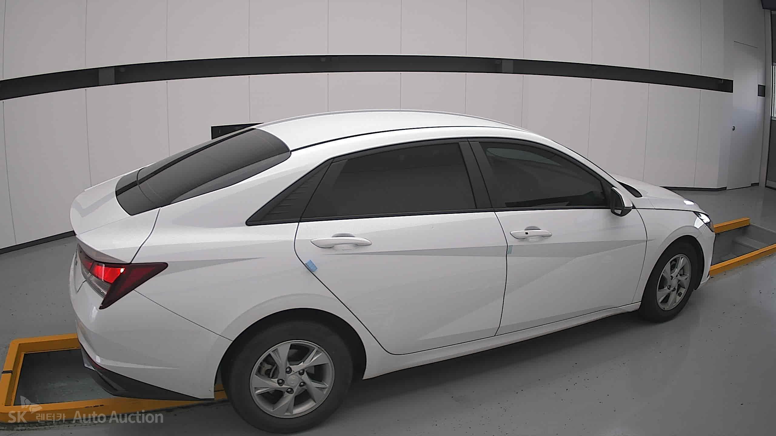 2022 - hyundai avante