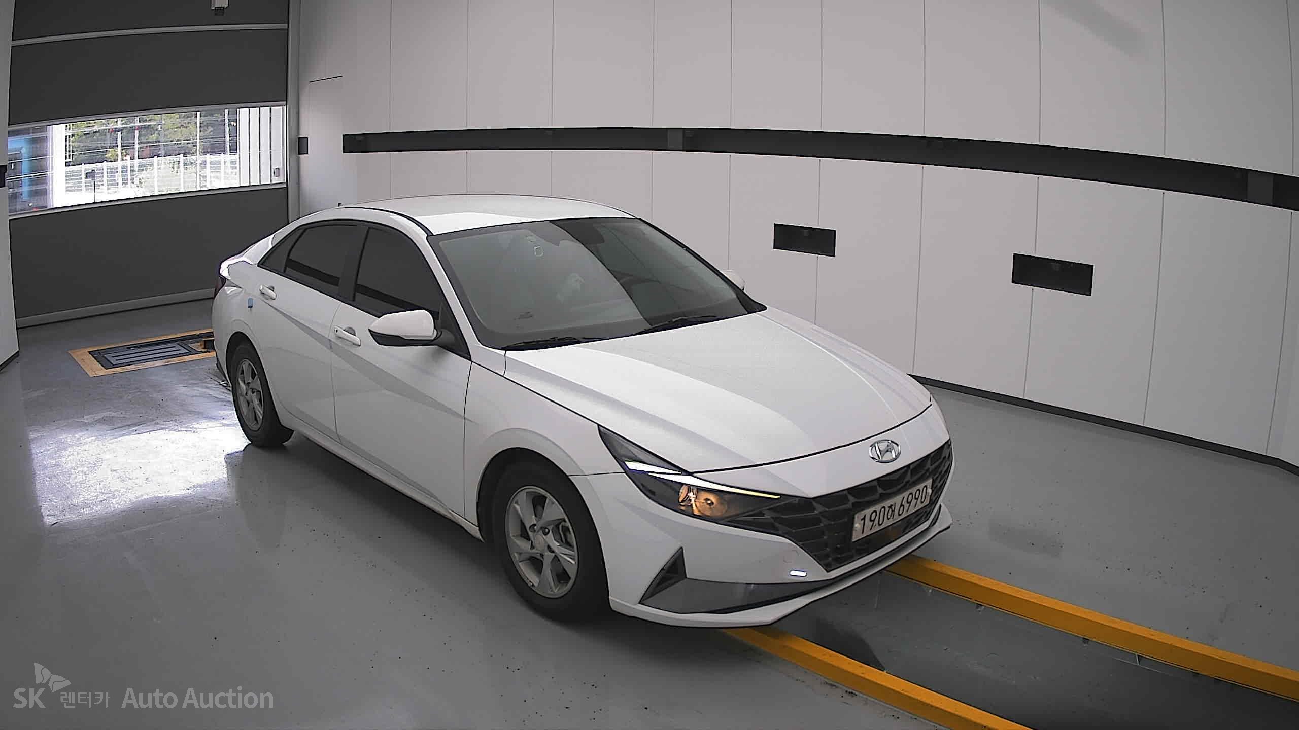 2022 - hyundai avante