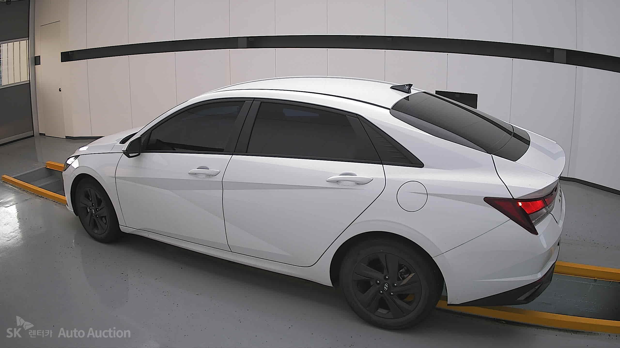 2023 - hyundai avante