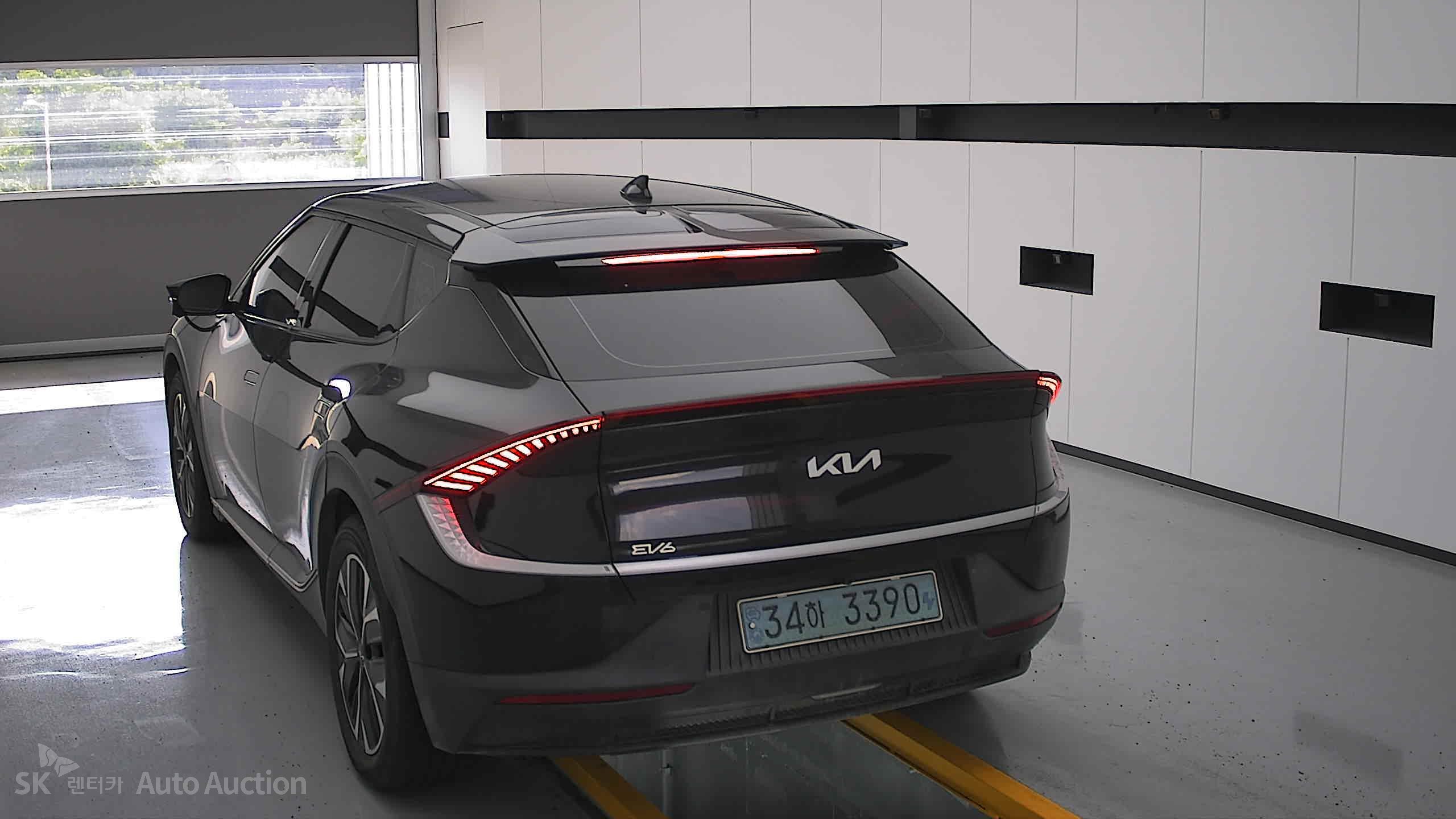 كيا Ev6 2022 — صورة 15