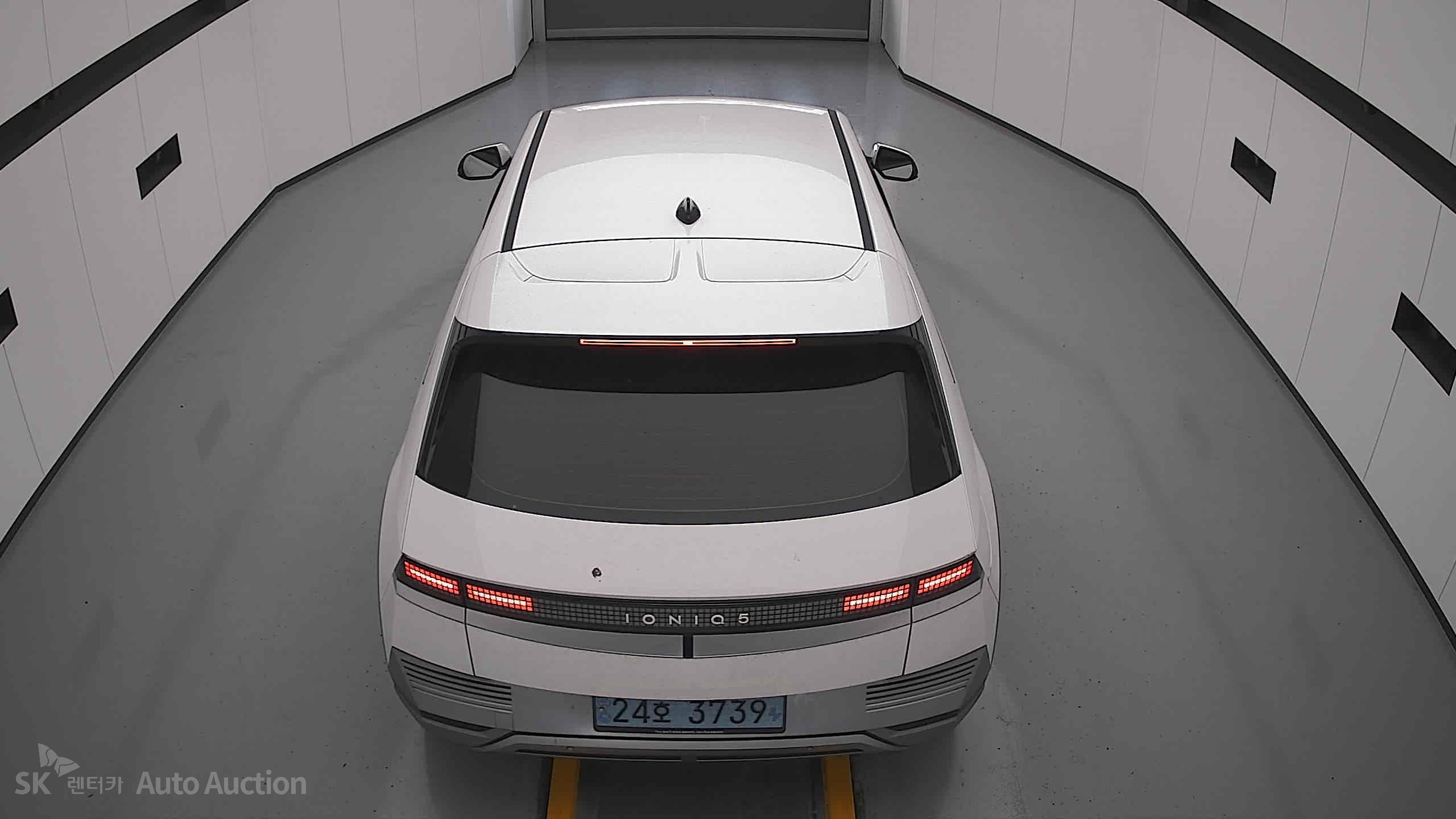 2023 - hyundai ioniq
