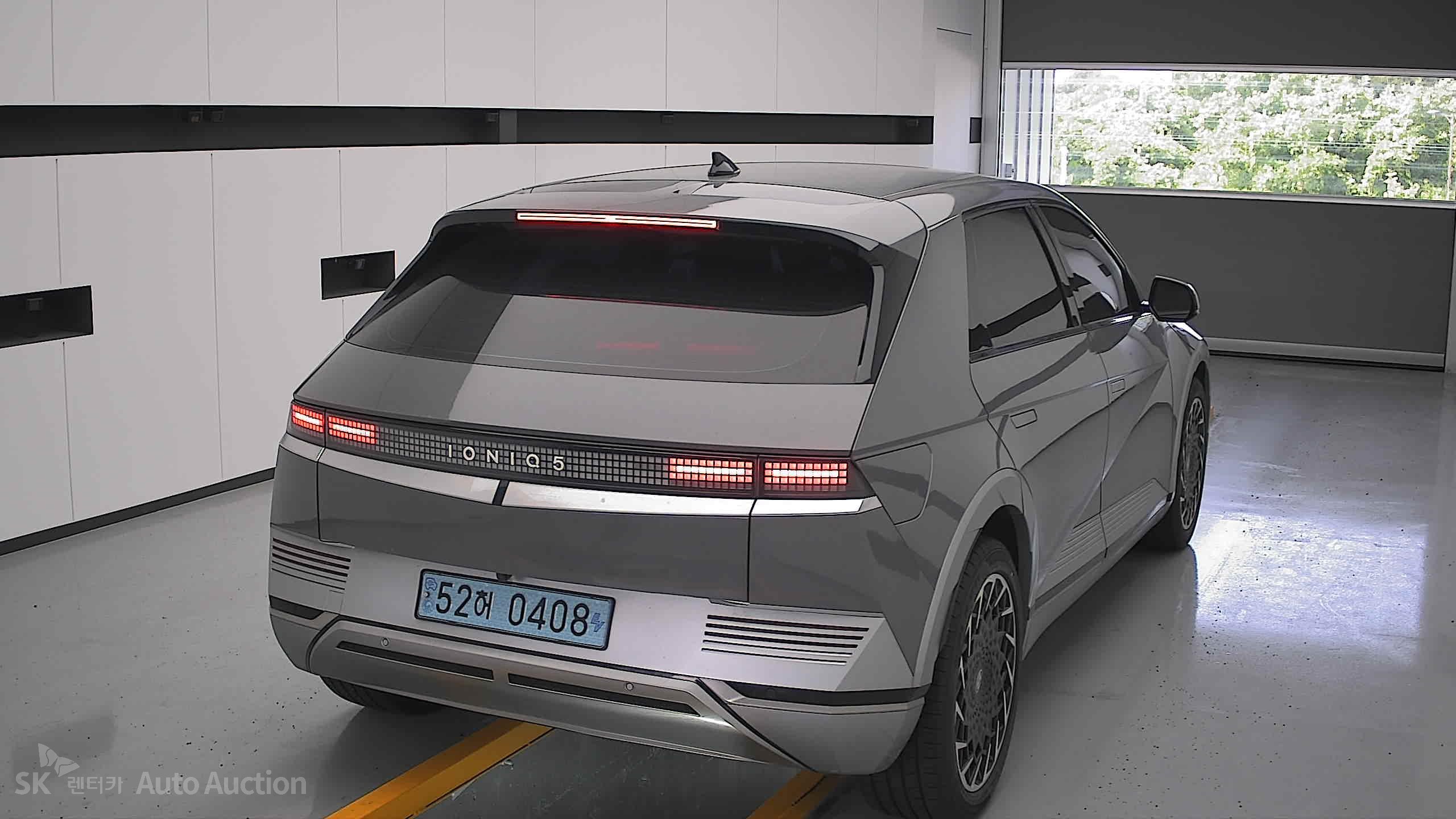 هيونداي Ioniq 2022 — صورة 16