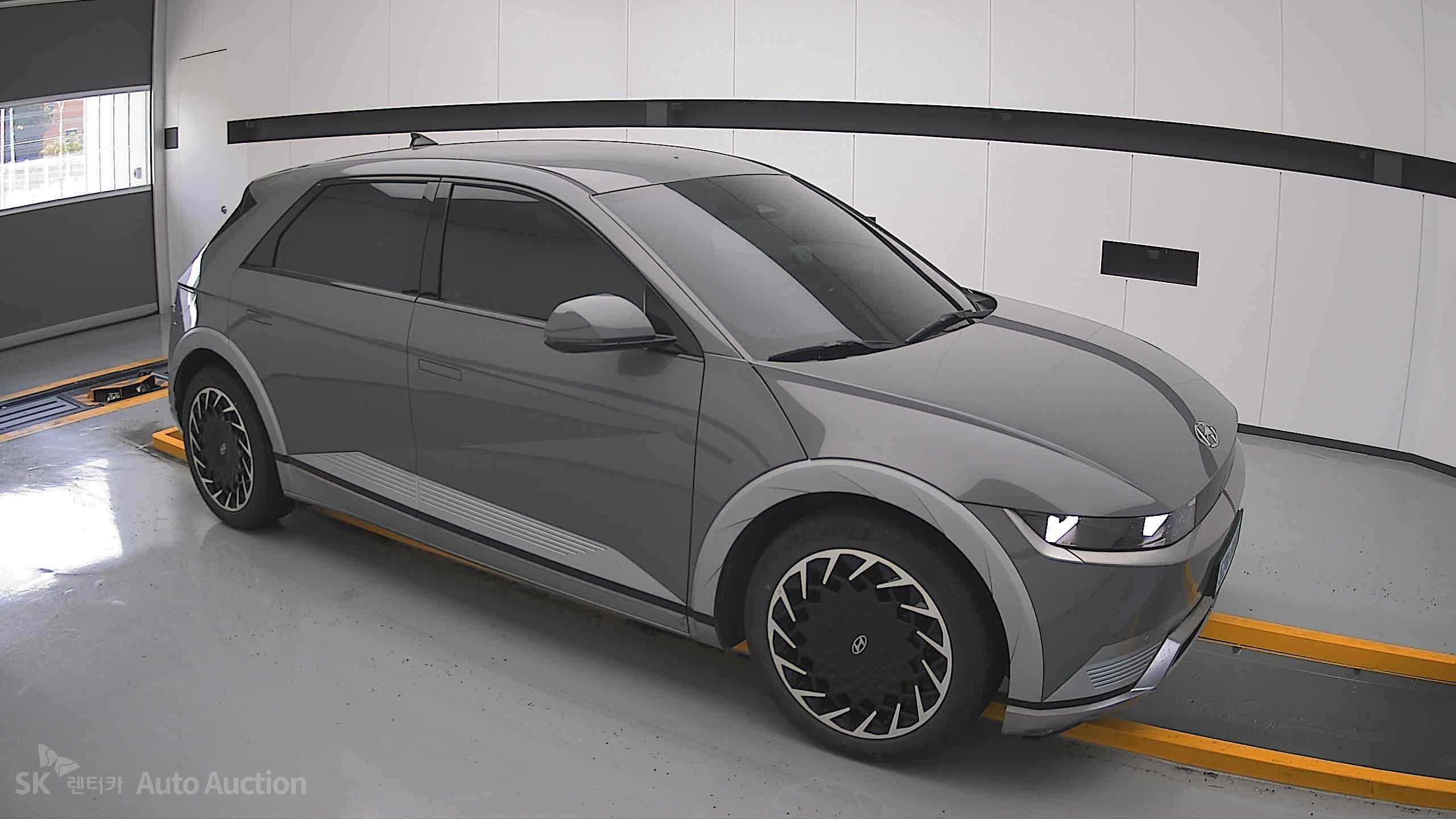 هيونداي Ioniq 2022 — صورة 20