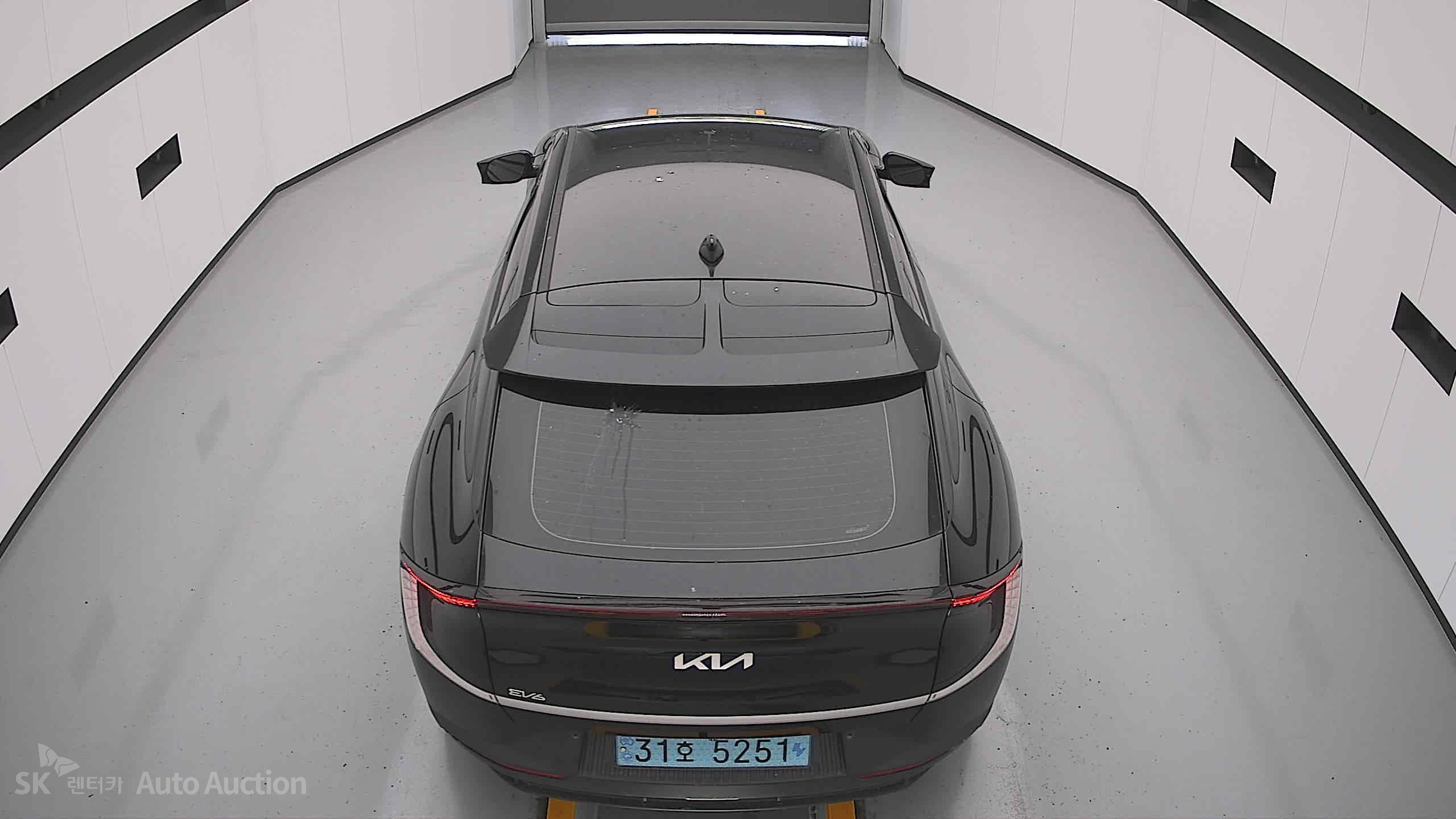 كيا Ev6 2022 — صورة 23