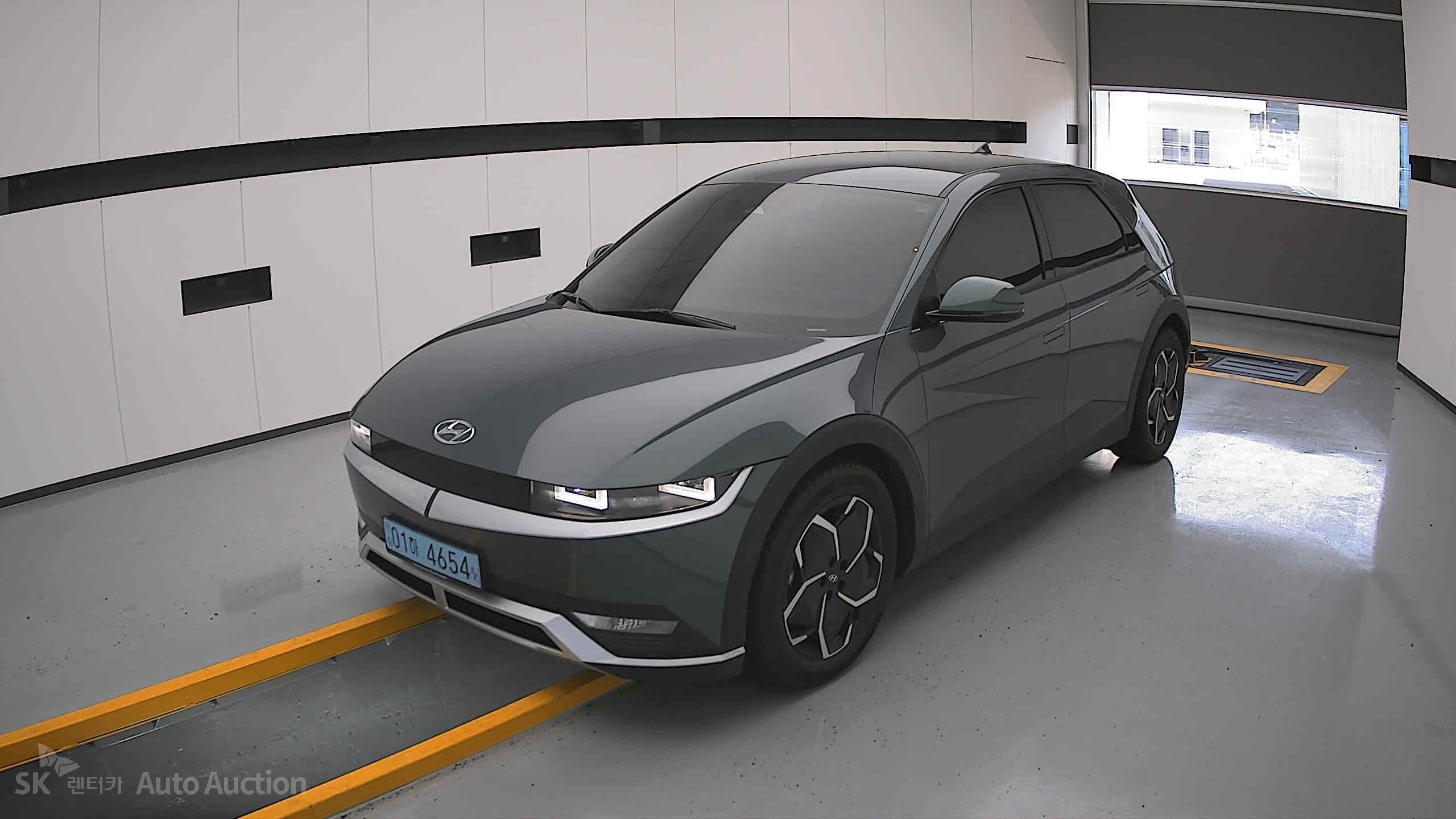 هيونداي Ioniq 2023 — صورة 11