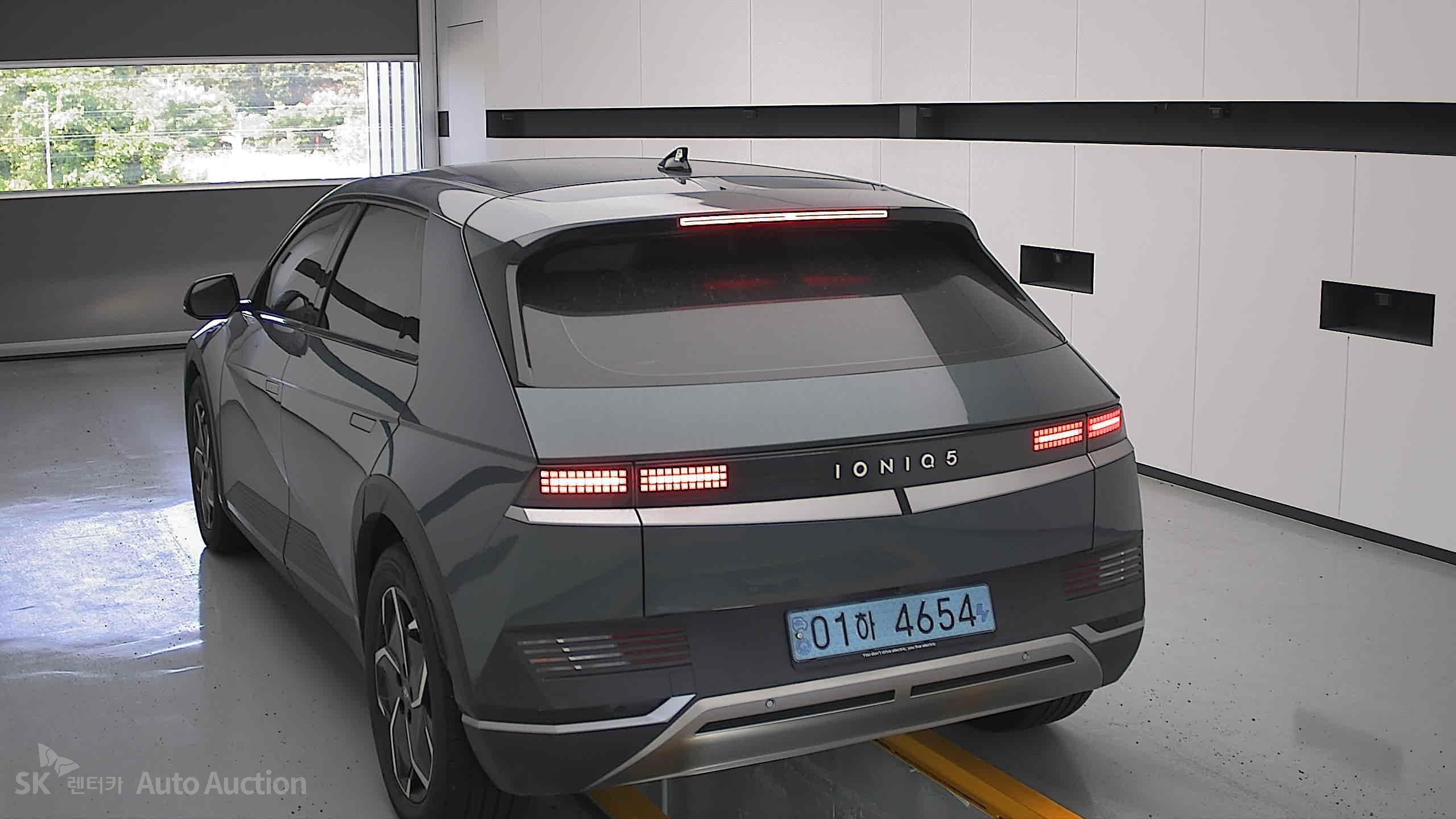 هيونداي Ioniq 2023 — صورة 15