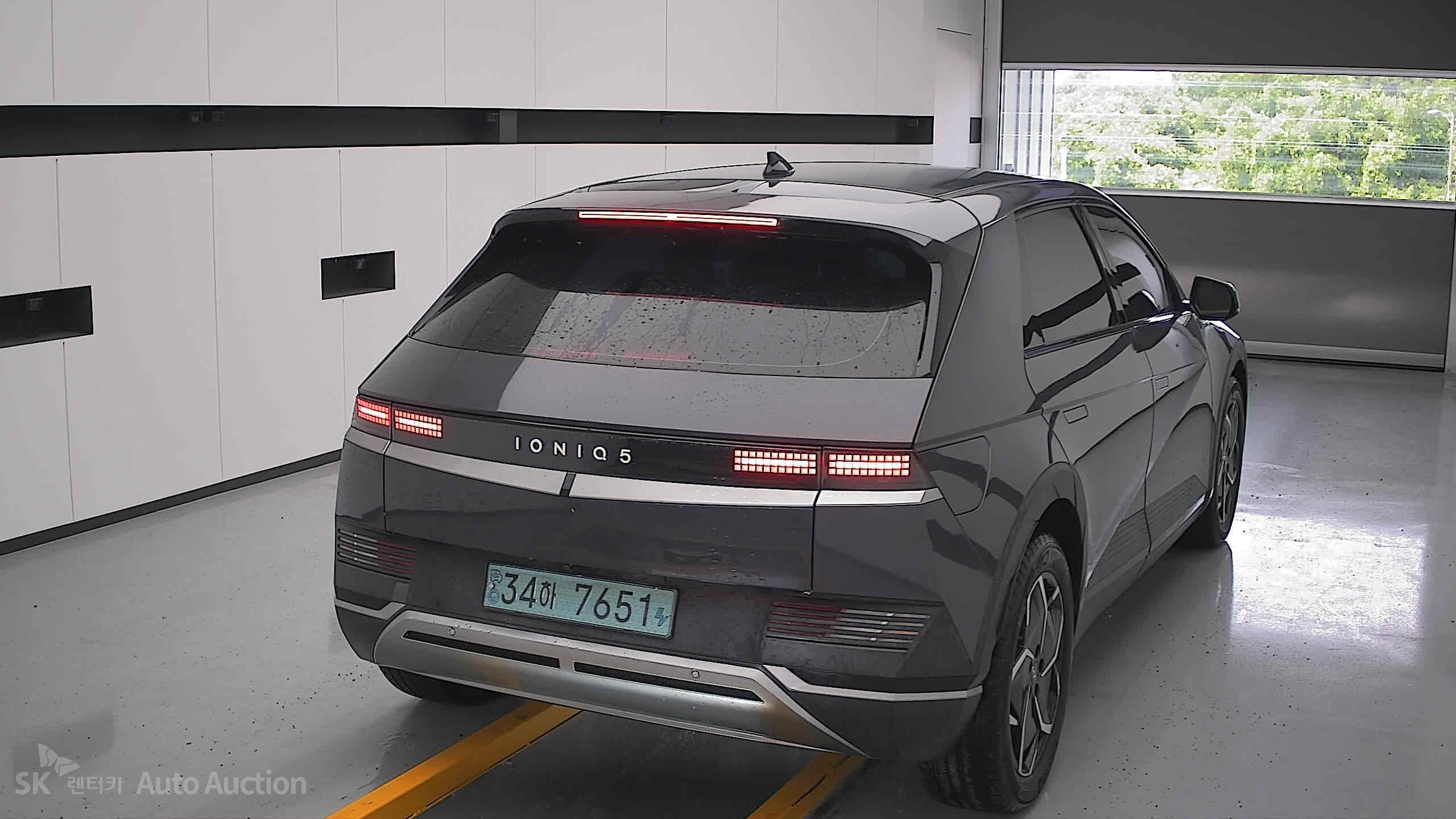 هيونداي Ioniq 2023 — صورة 16