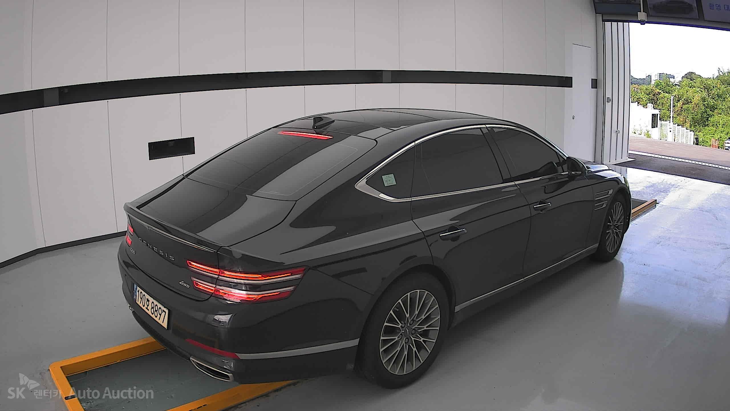 جينيسيس G80 2022 — صورة 17