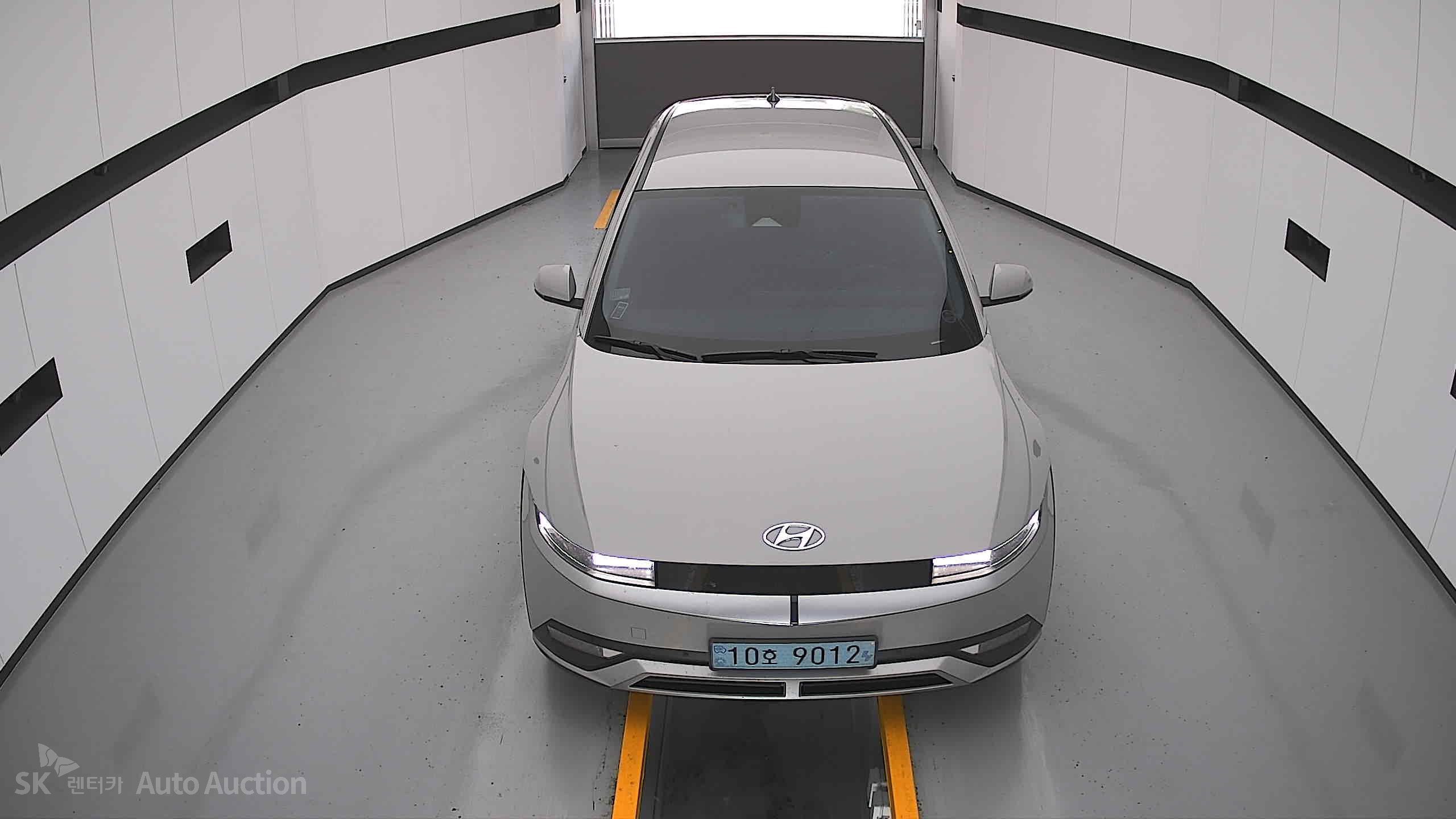 2022 - hyundai ioniq