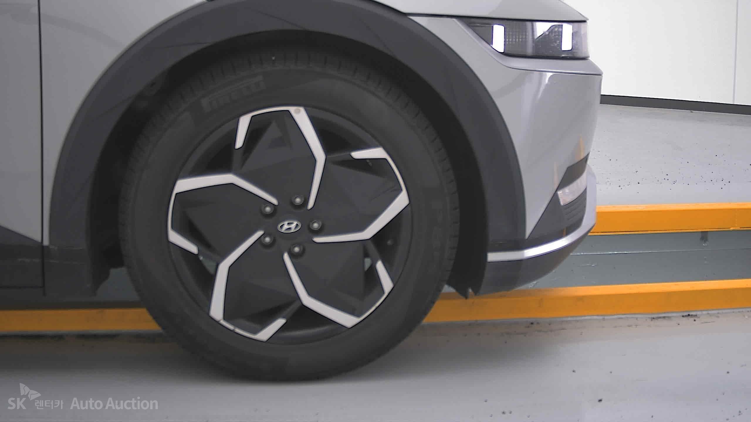 2022 - hyundai ioniq