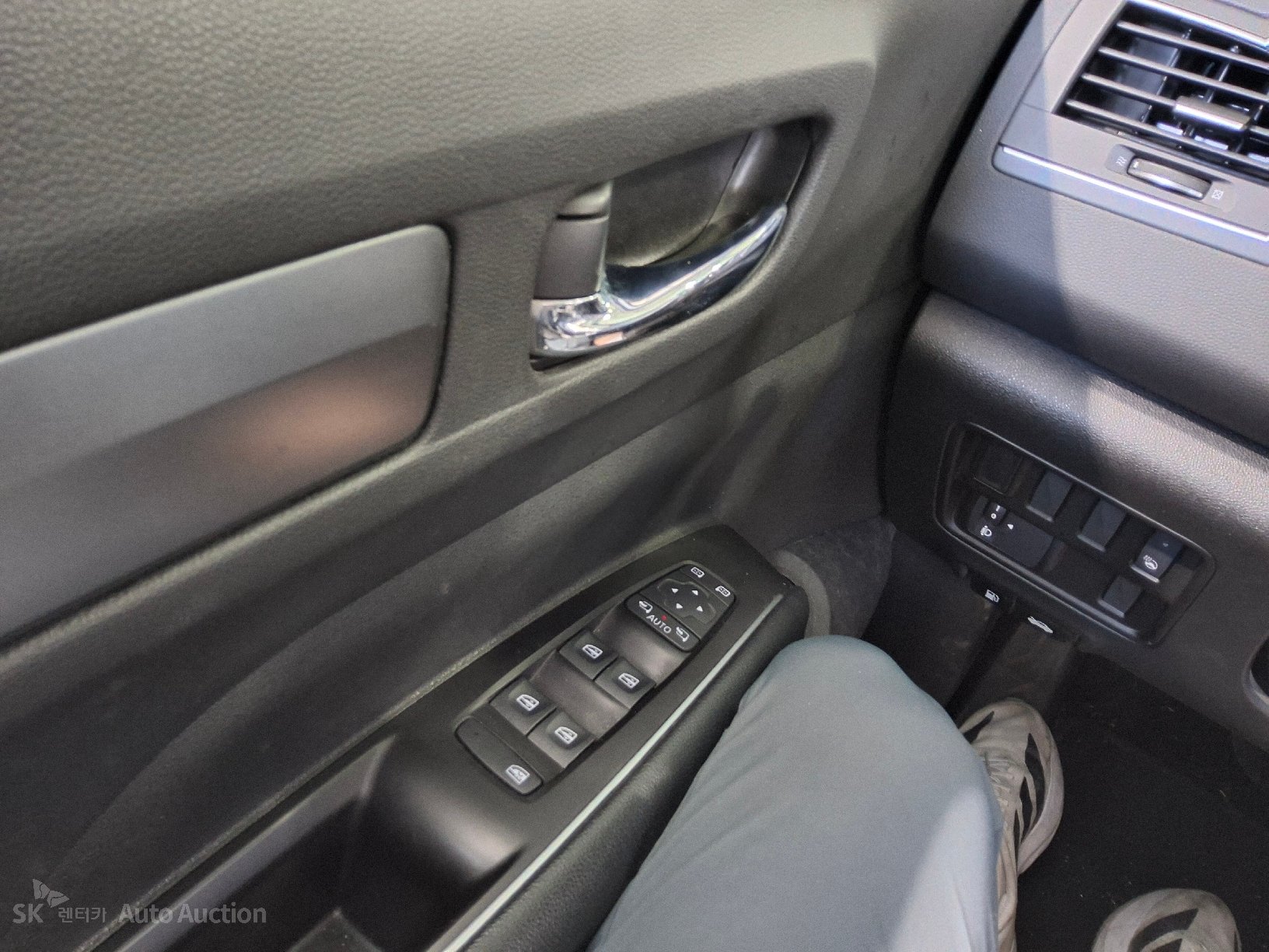 Renault Samsung Qm6 2023 — صورة 23