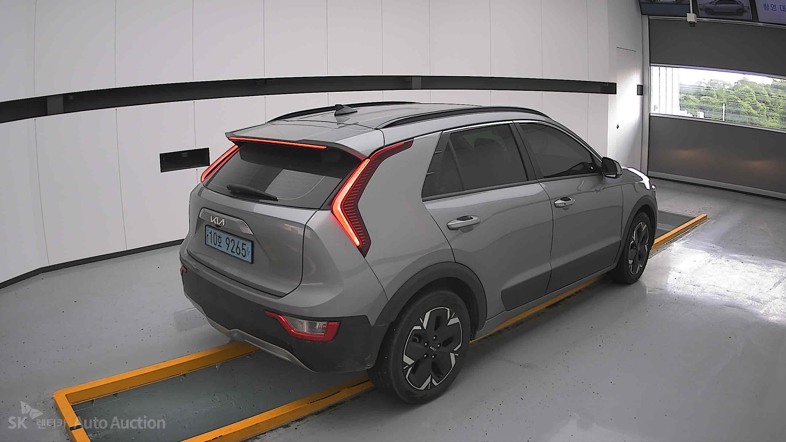كيا Niro Ev 2023 — صورة 17