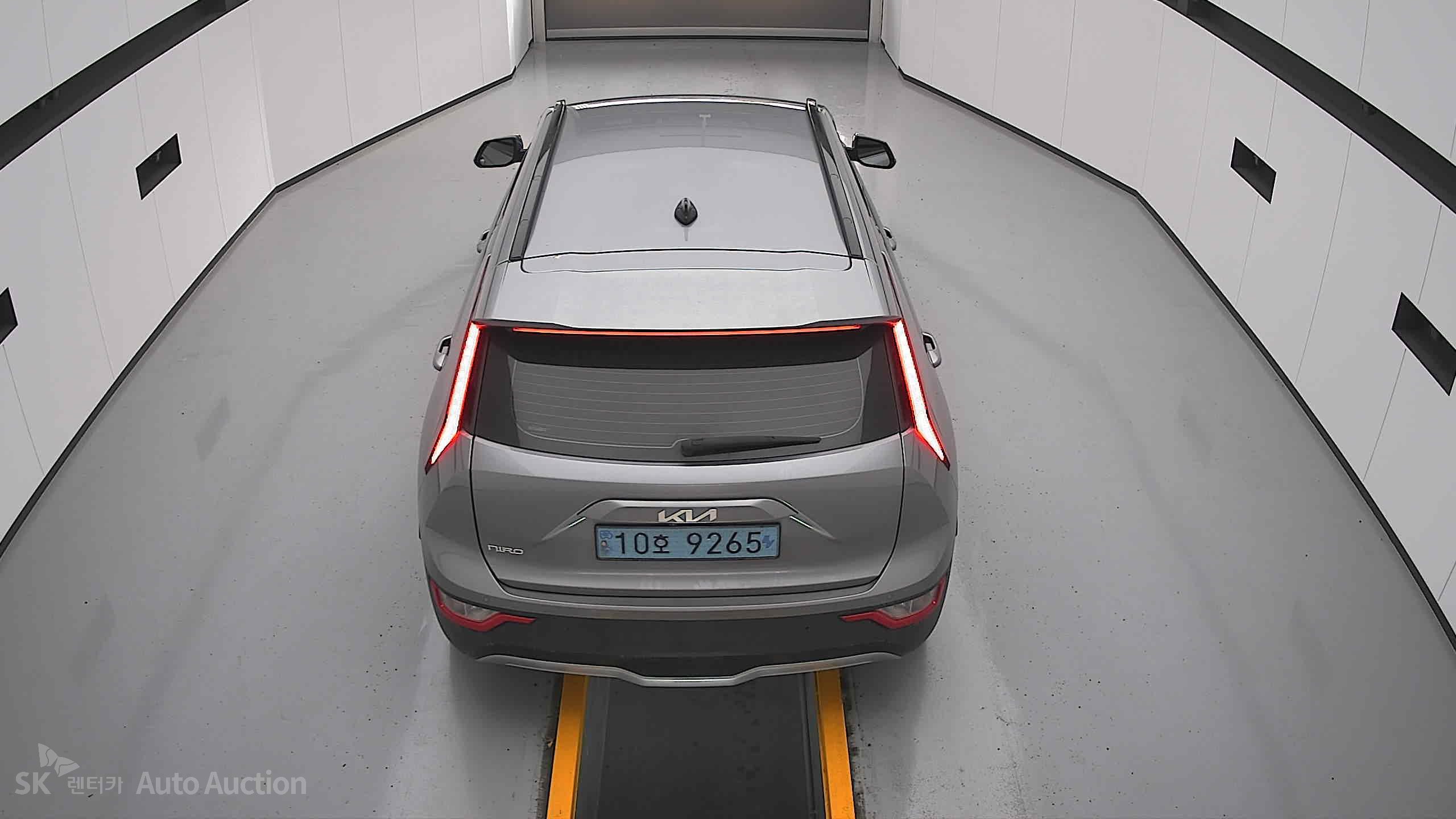 كيا Niro Ev 2023 — صورة 23