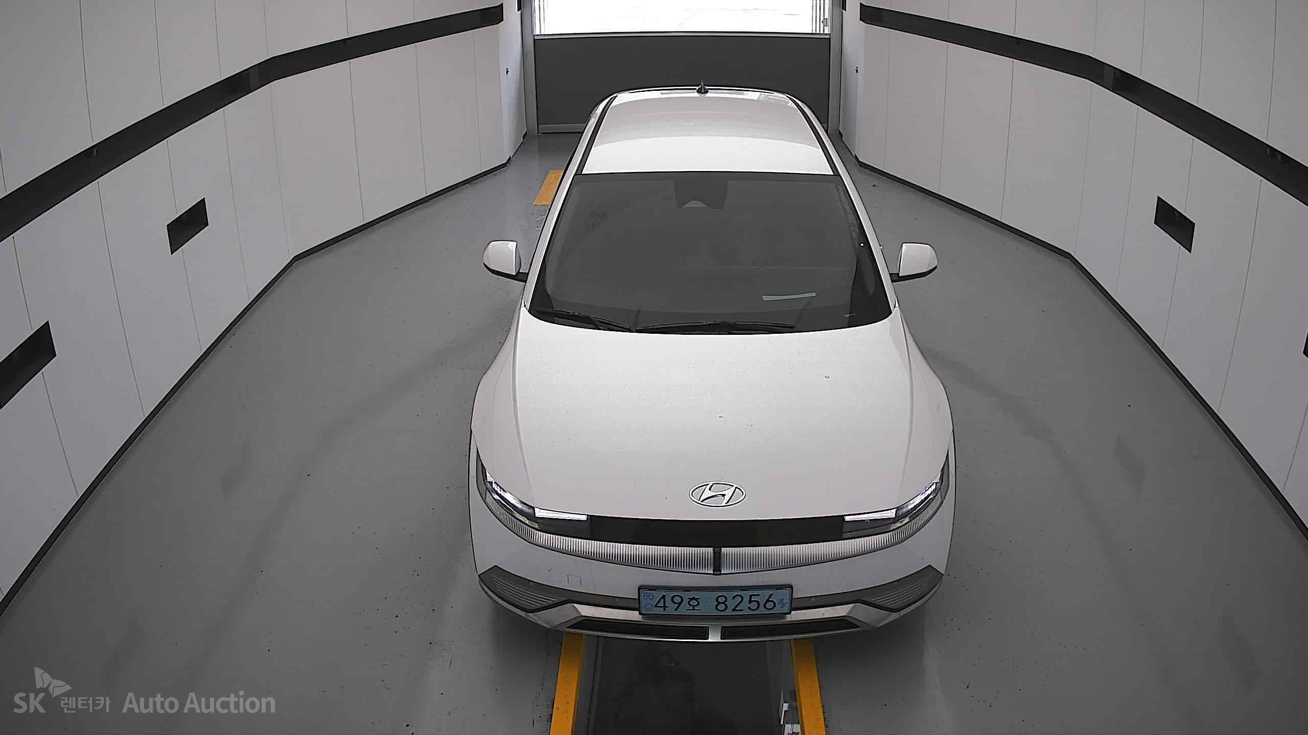 هيونداي Ioniq 2022 — صورة 24