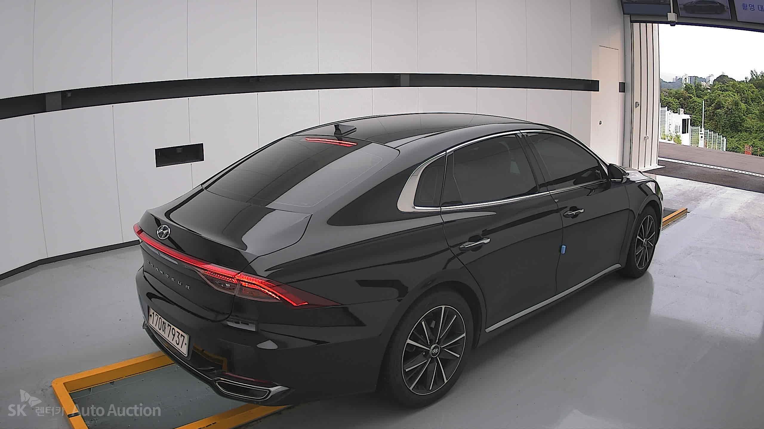 هيونداي جرانديور 2022 — صورة 9