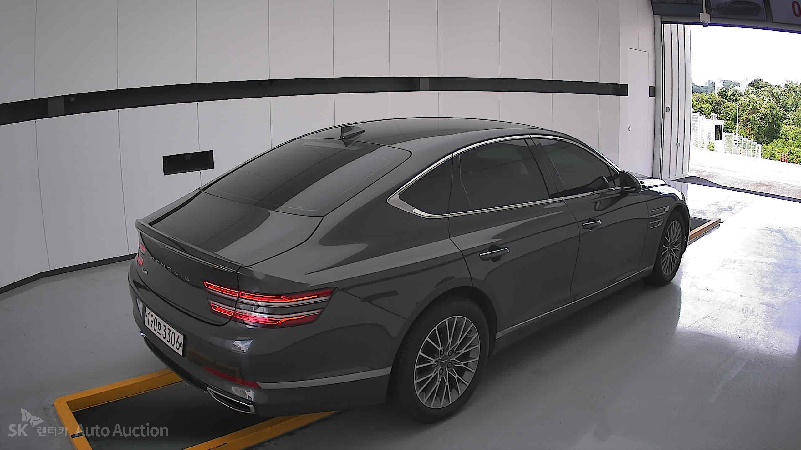 جينيسيس G80 2022 — صورة 17