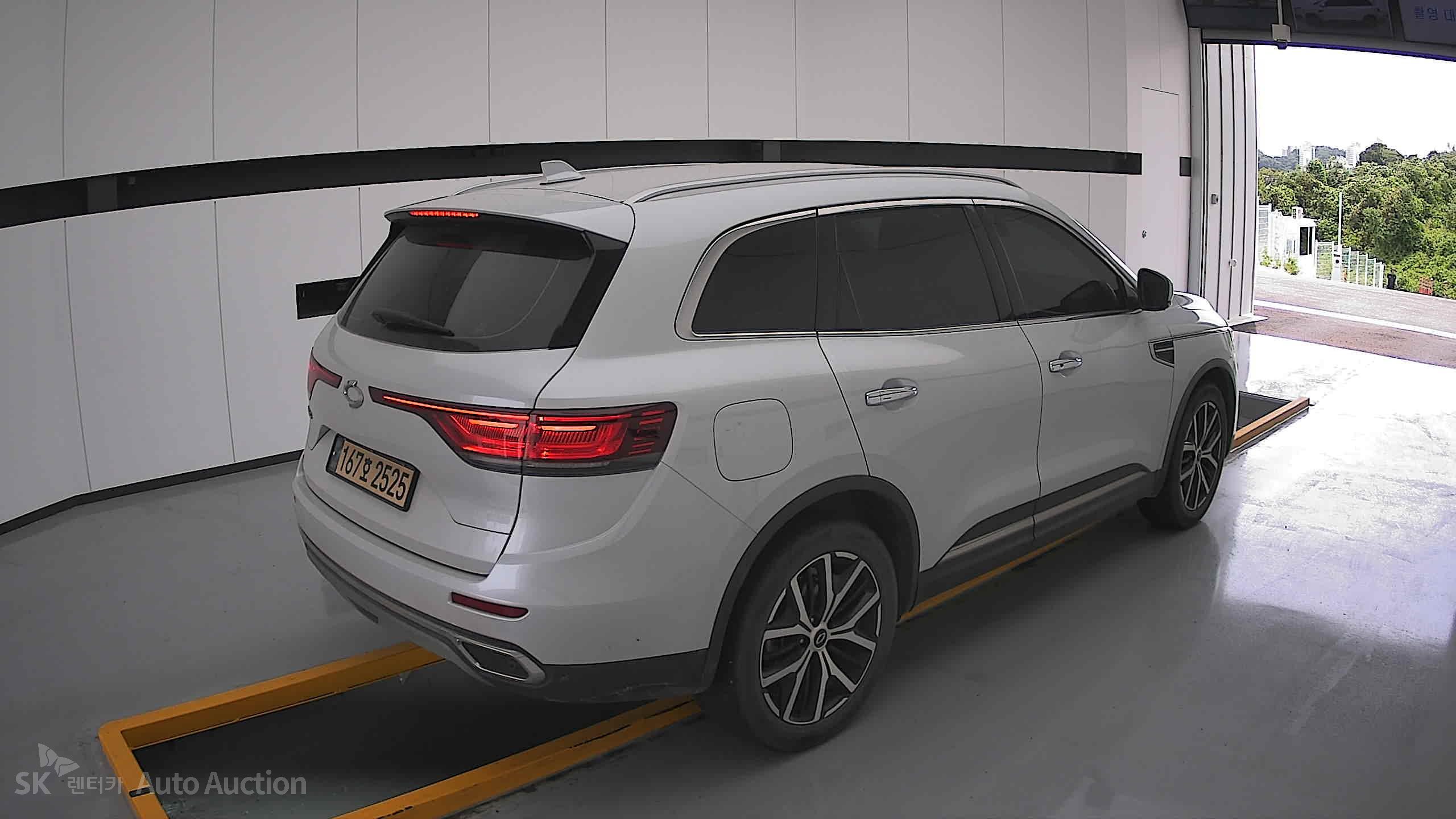 Renault Samsung Qm6 2023 — صورة 9