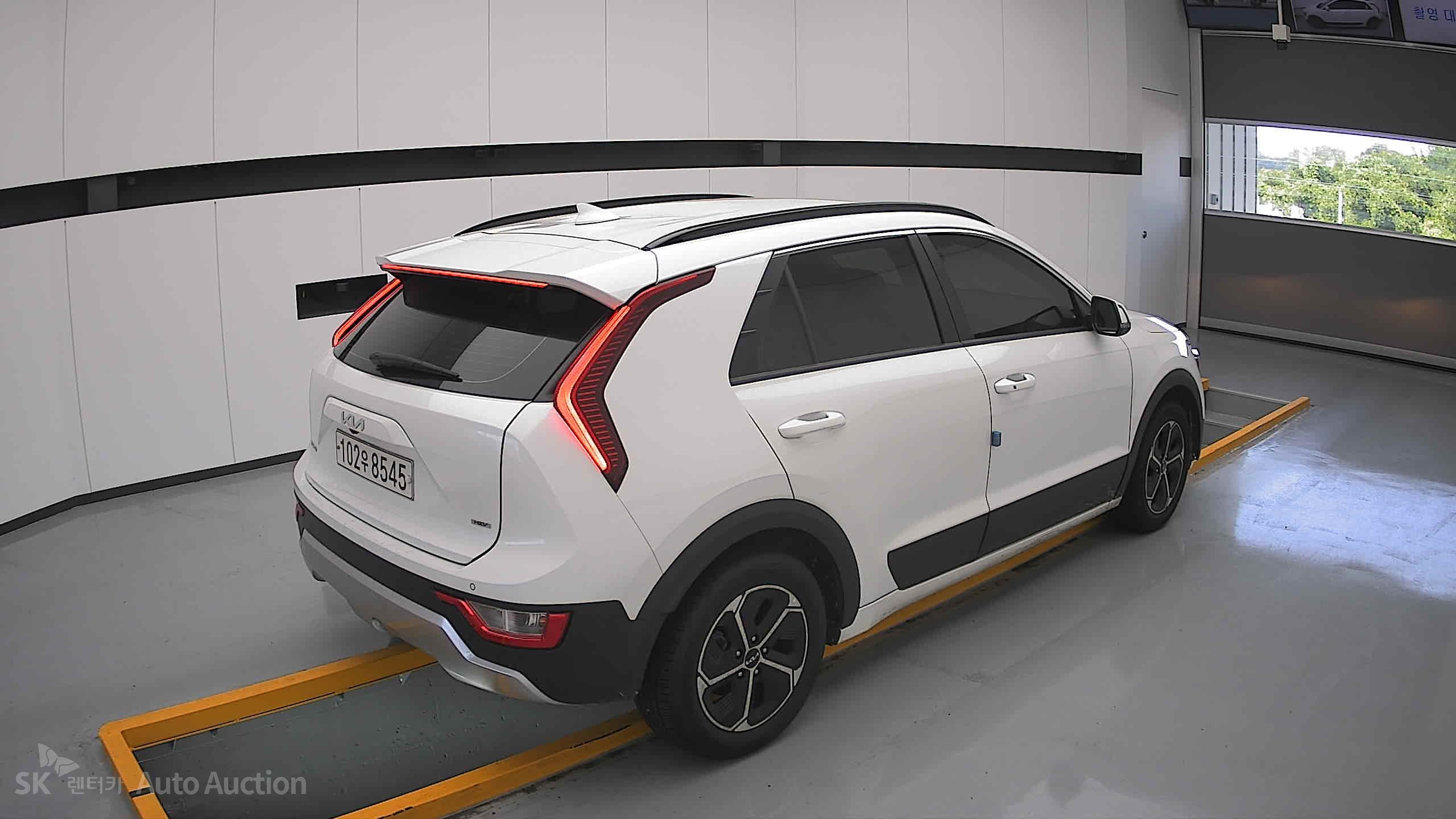 كيا All-New Niro 2022 — صورة 17