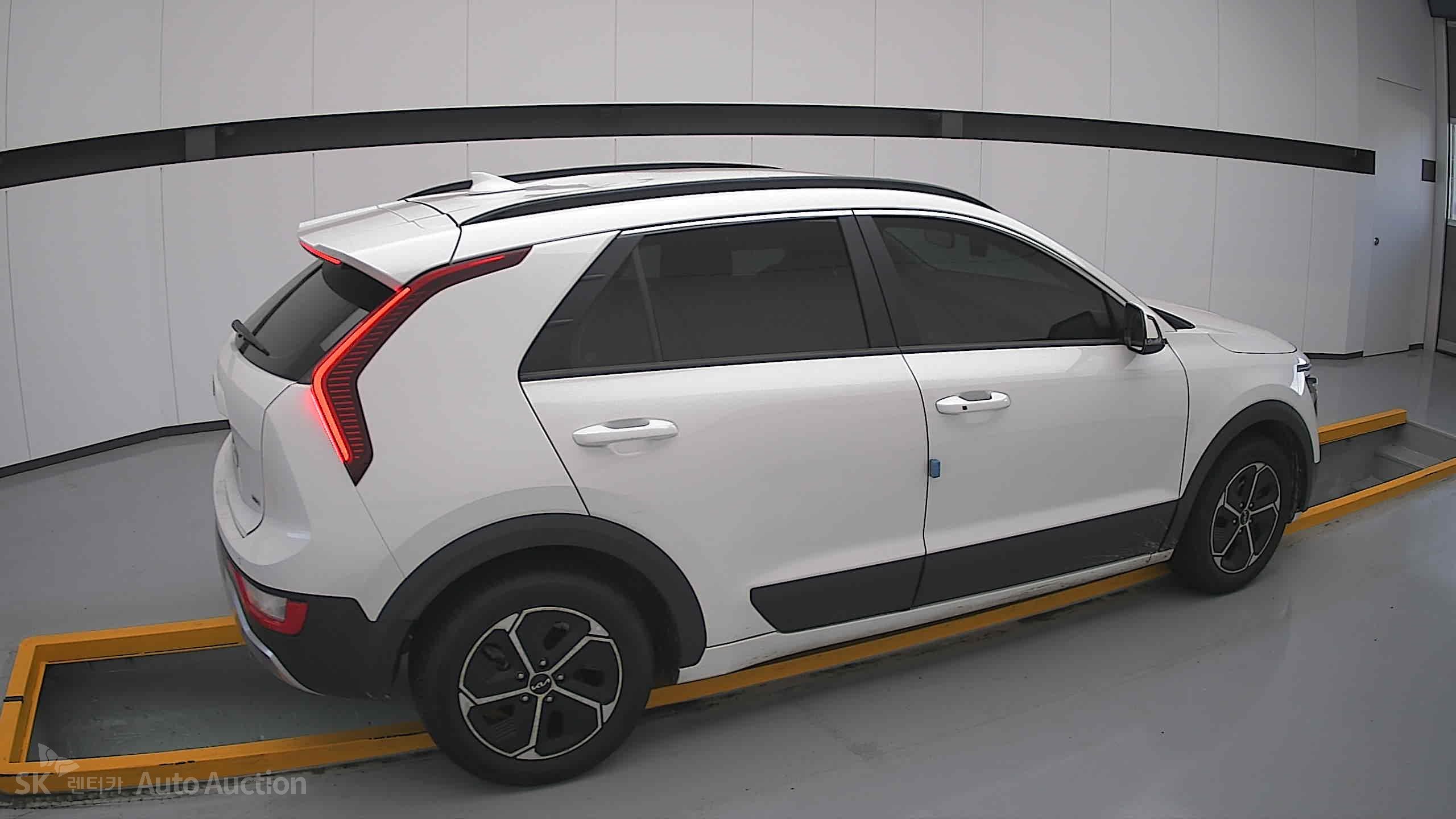 كيا All-New Niro 2022 — صورة 18