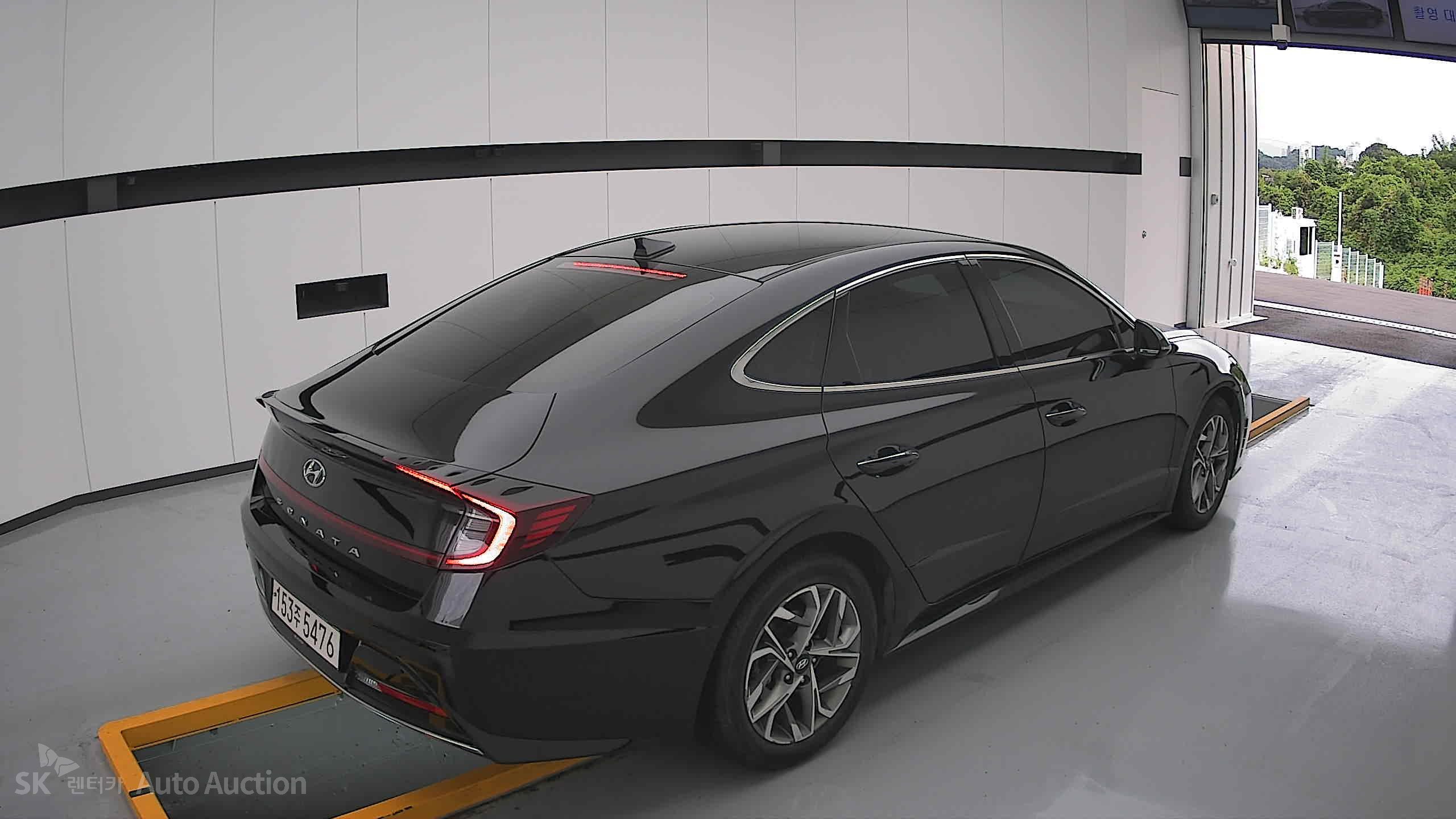 هيونداي سوناتا 2022 — صورة 17