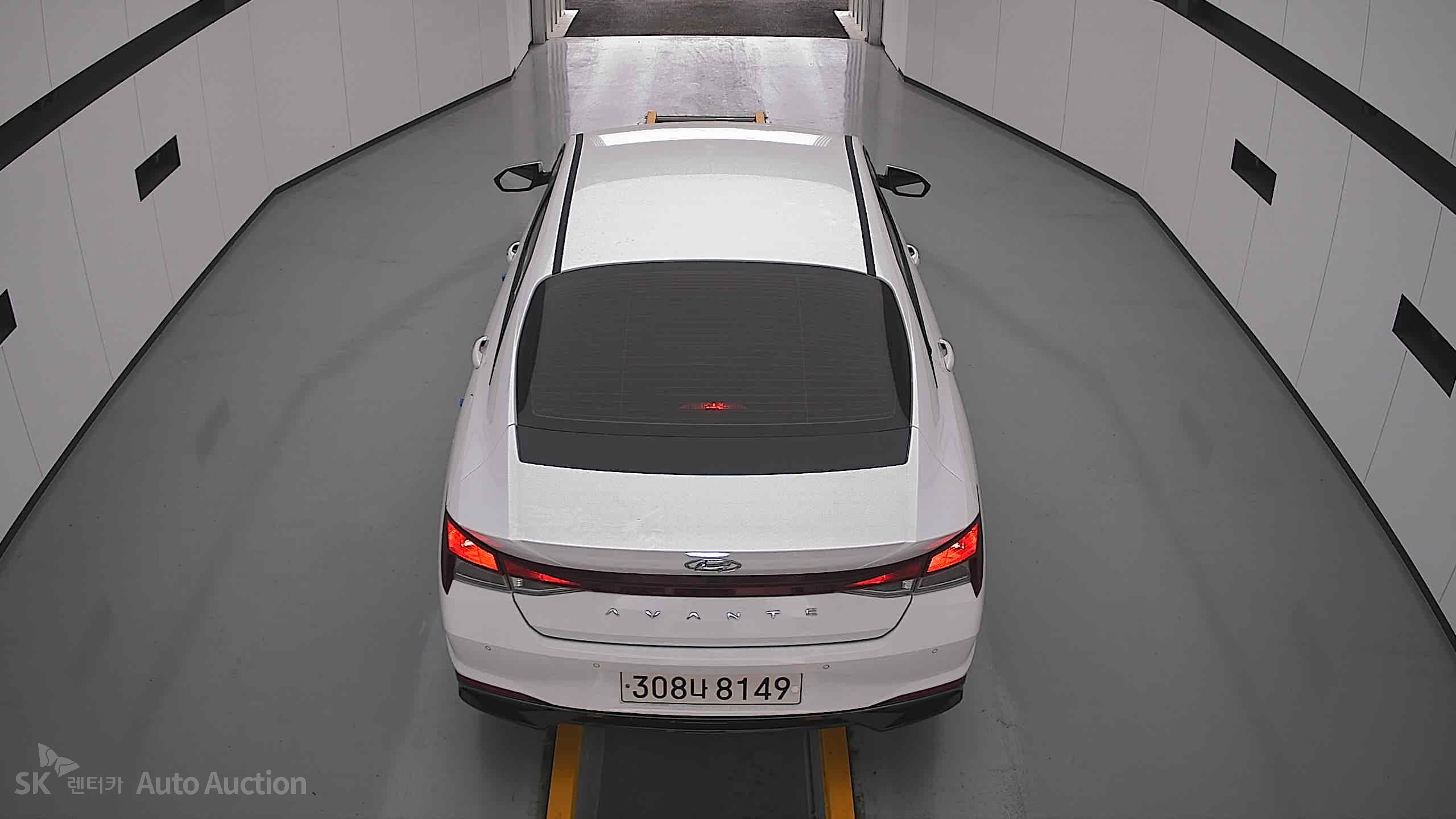 هيونداي أفانتي 2023 — صورة 23