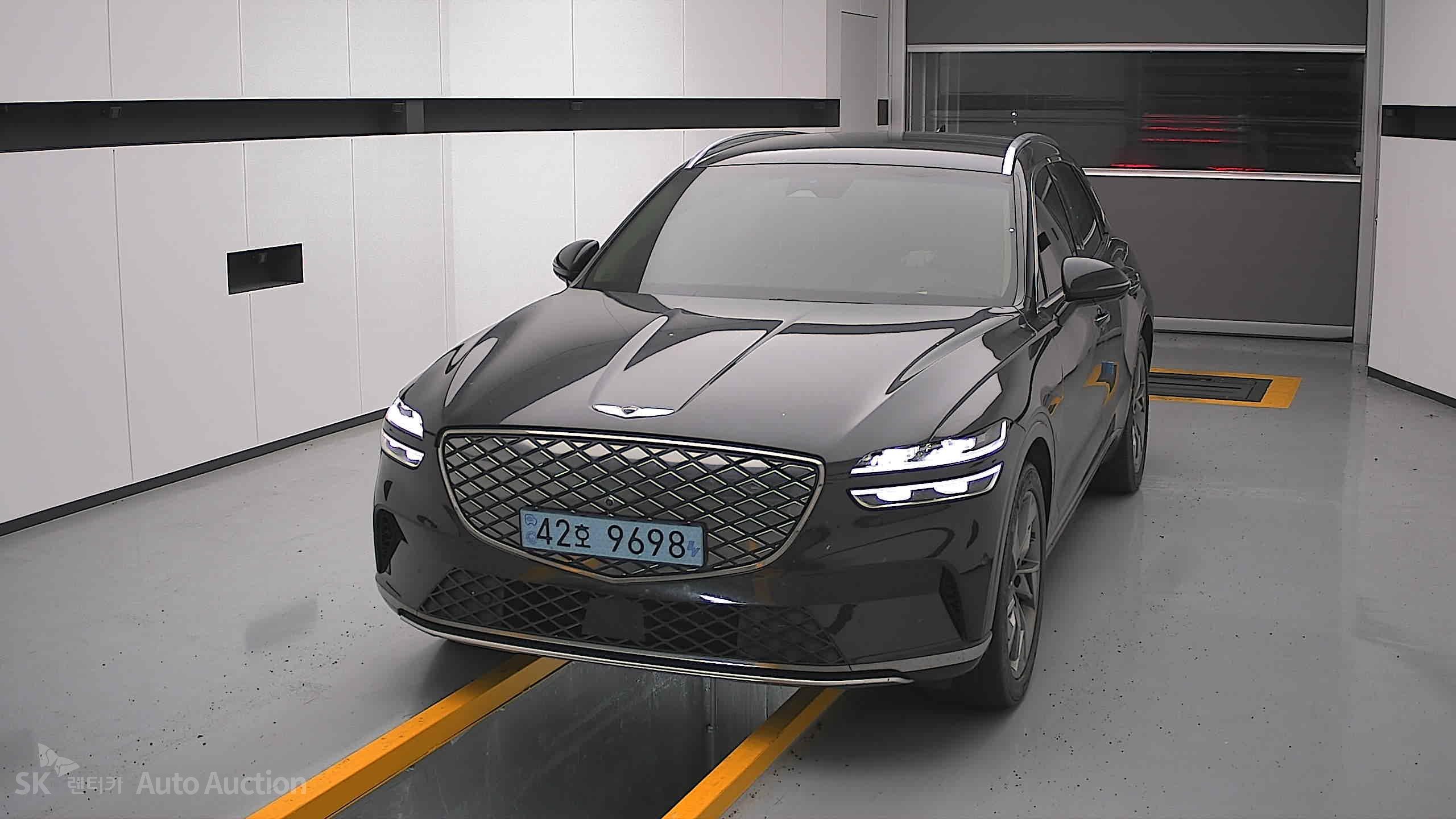 2022 Genesis eGV70