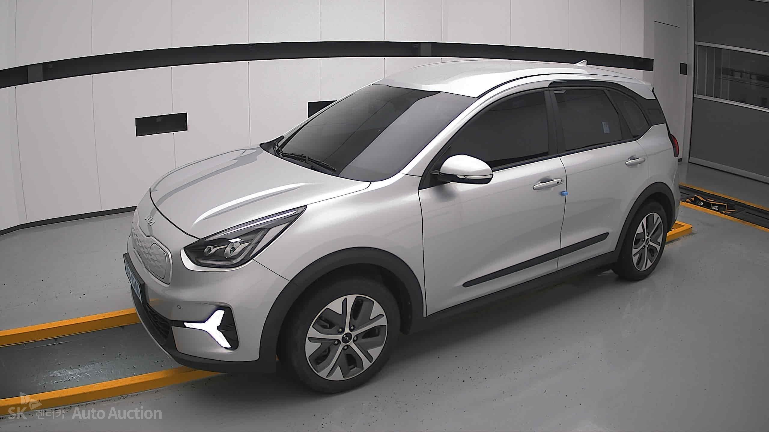 كيا Niro 2023 — صورة 12