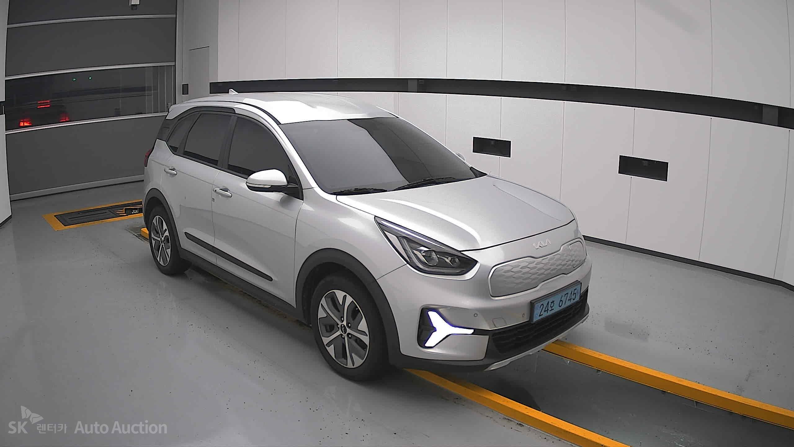 كيا Niro 2023 — صورة 21
