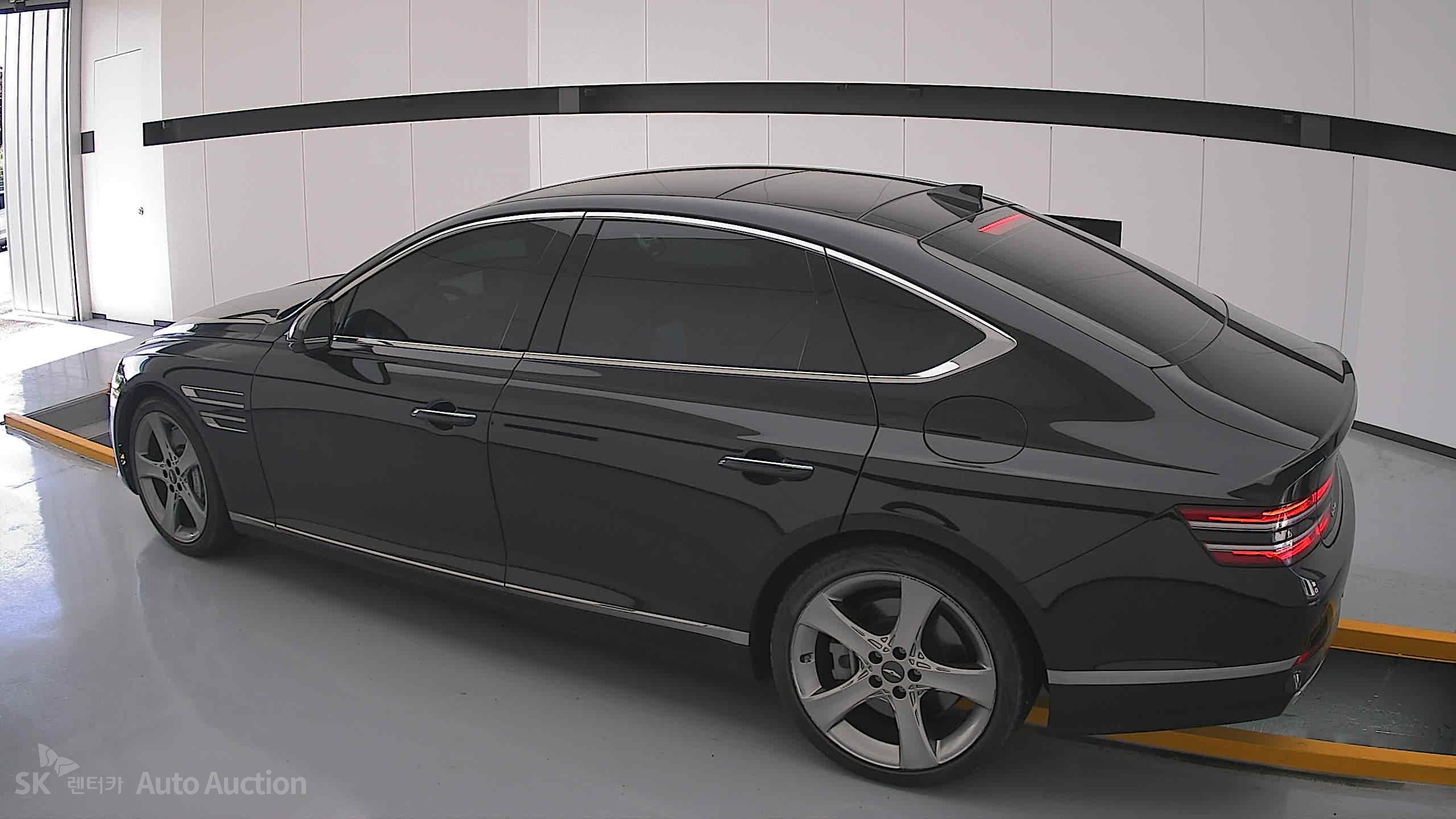 جينيسيس G80 2022 — صورة 14