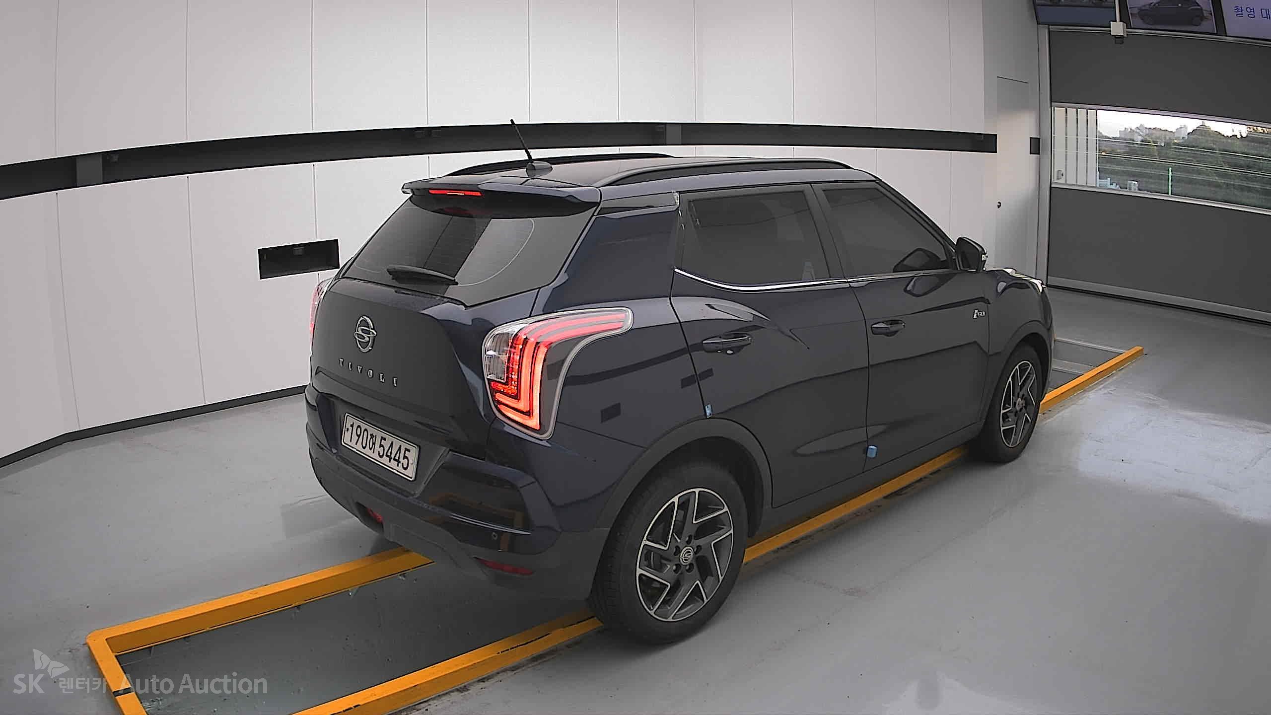 Kg Mobility (Ssangyong) Tivoli 2022 — صورة 17