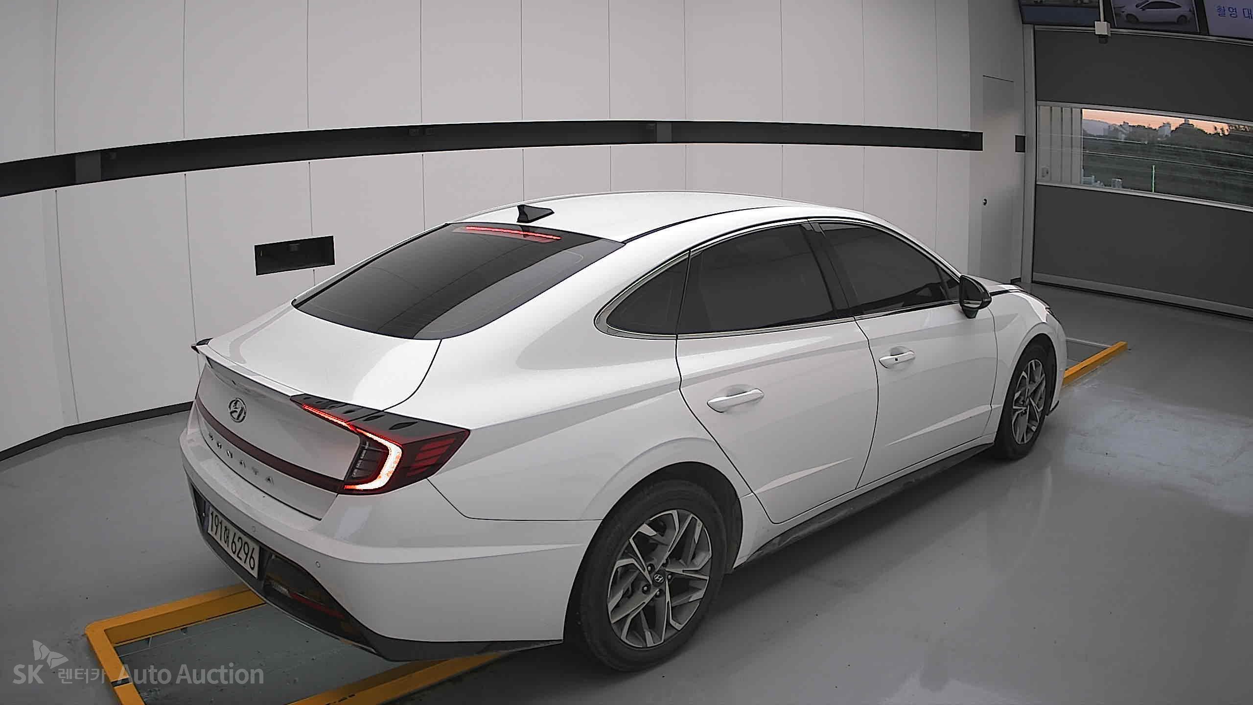 هيونداي سوناتا 2022 — صورة 17