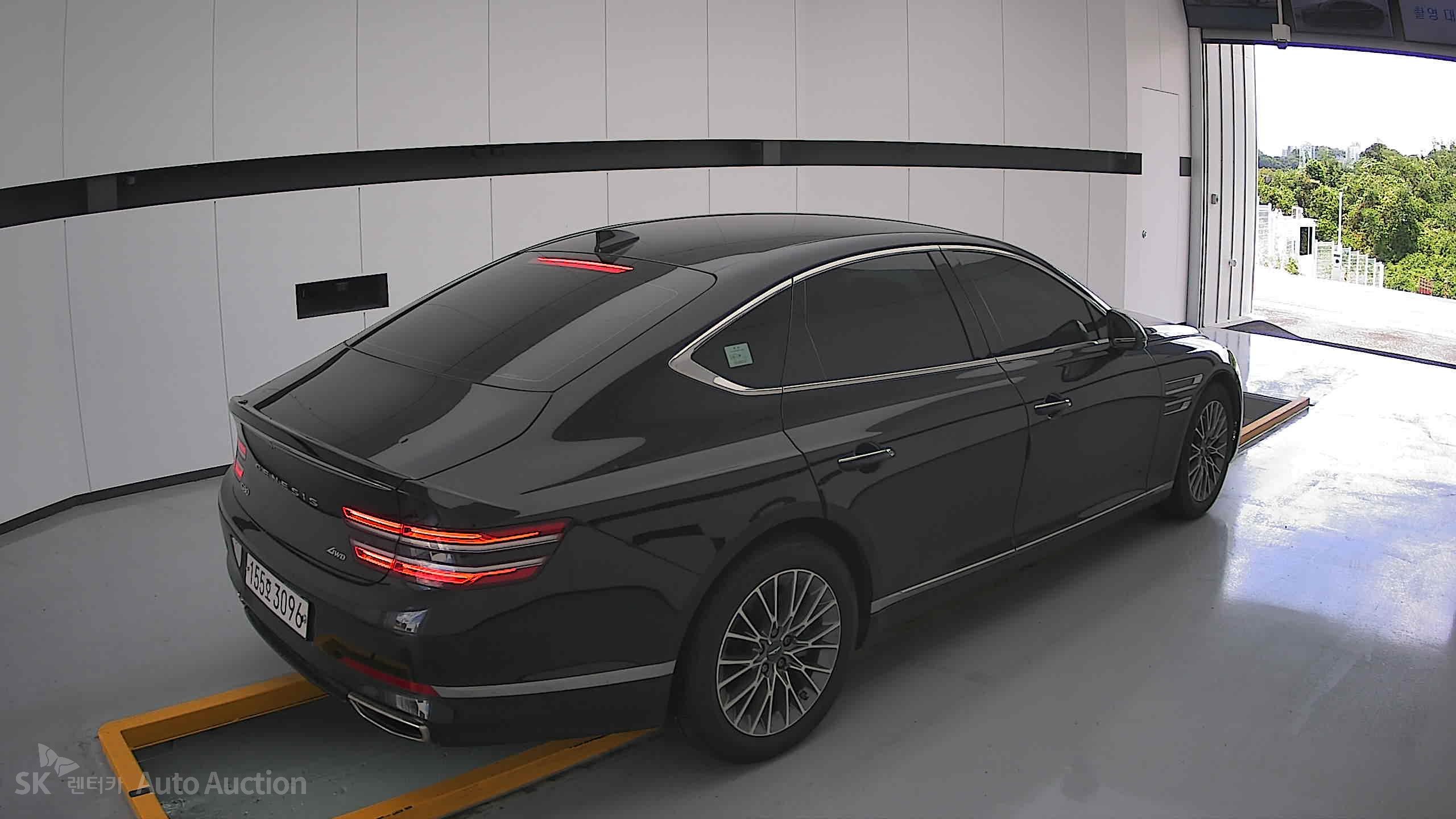 جينيسيس G80 2022 — صورة 17