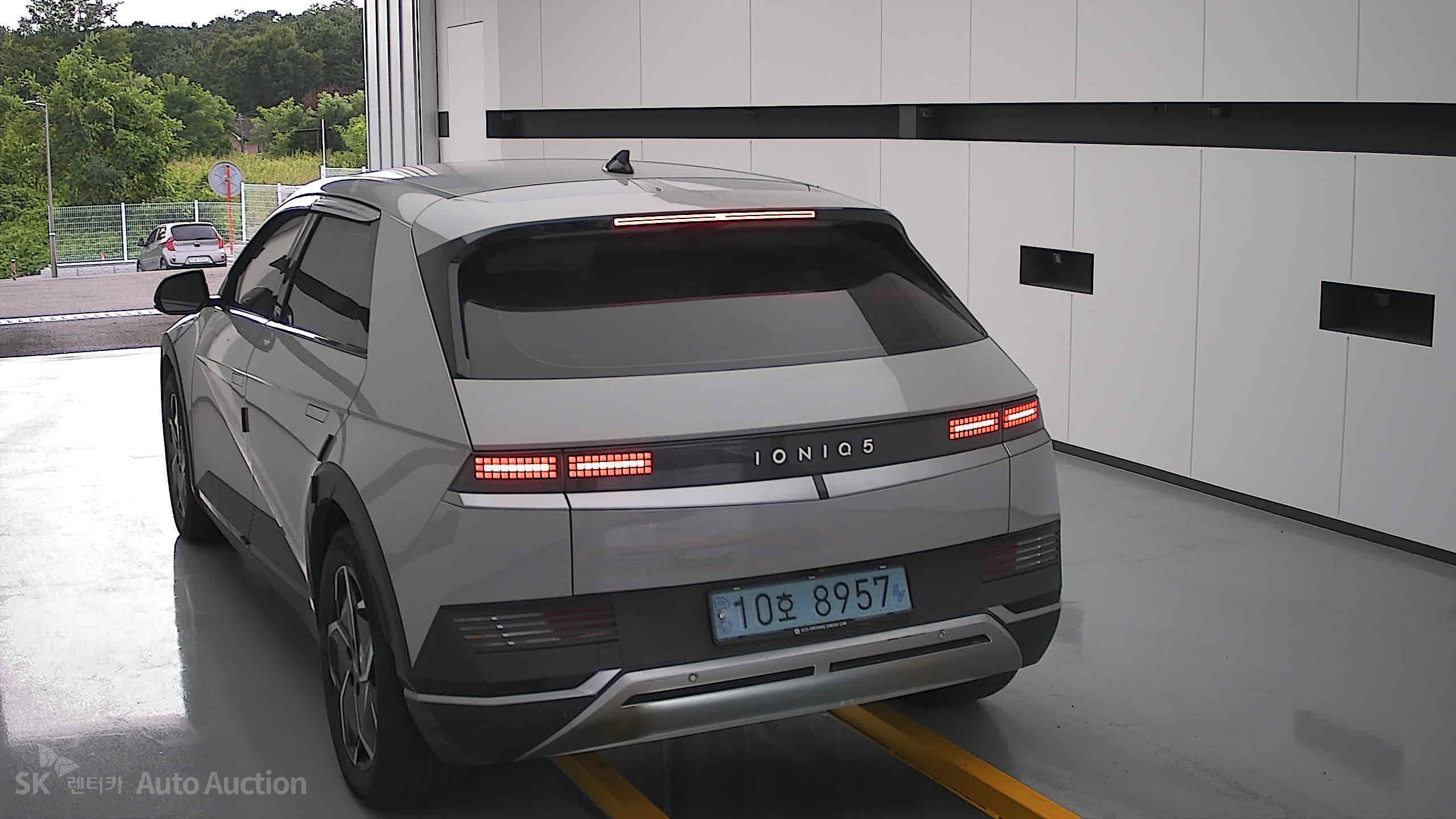 هيونداي Ioniq 2022 — صورة 15