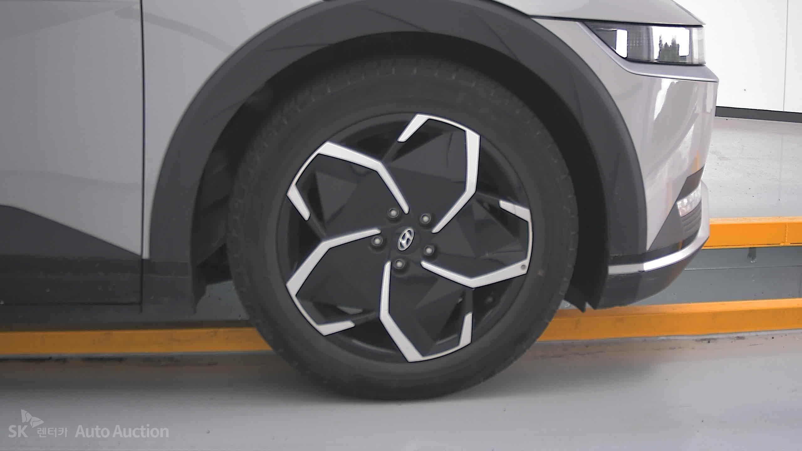 هيونداي Ioniq 2022 — صورة 28