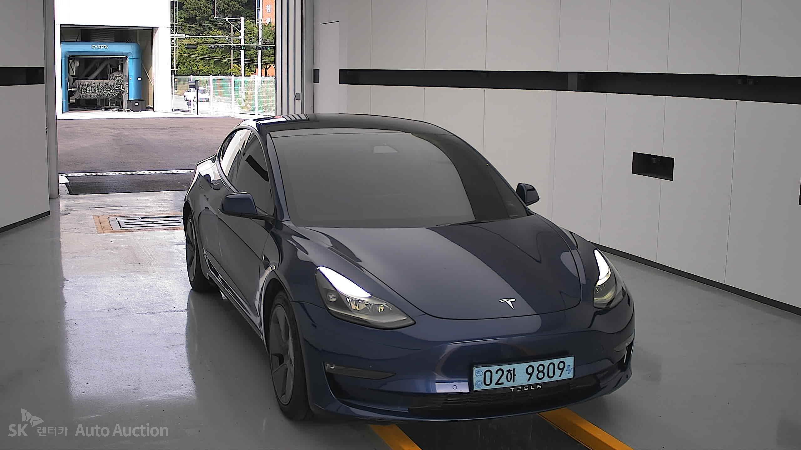 Tesla Model 3 2022 — صورة 22